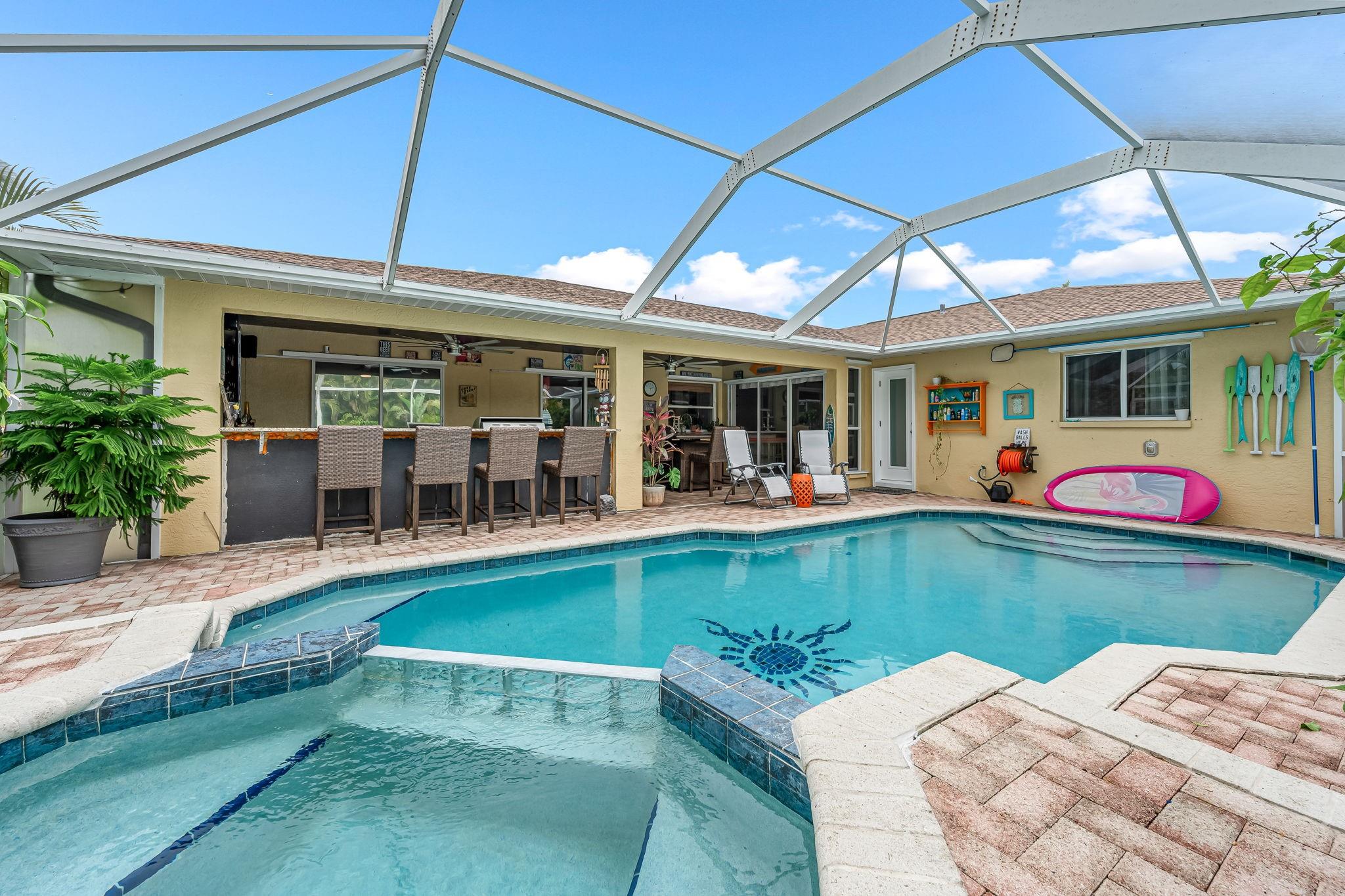 Homes for sale in Cape Coral, FL | 2812 Sw 29Th Ave, Cape Coral, FL 33914 | MLS# F10508226