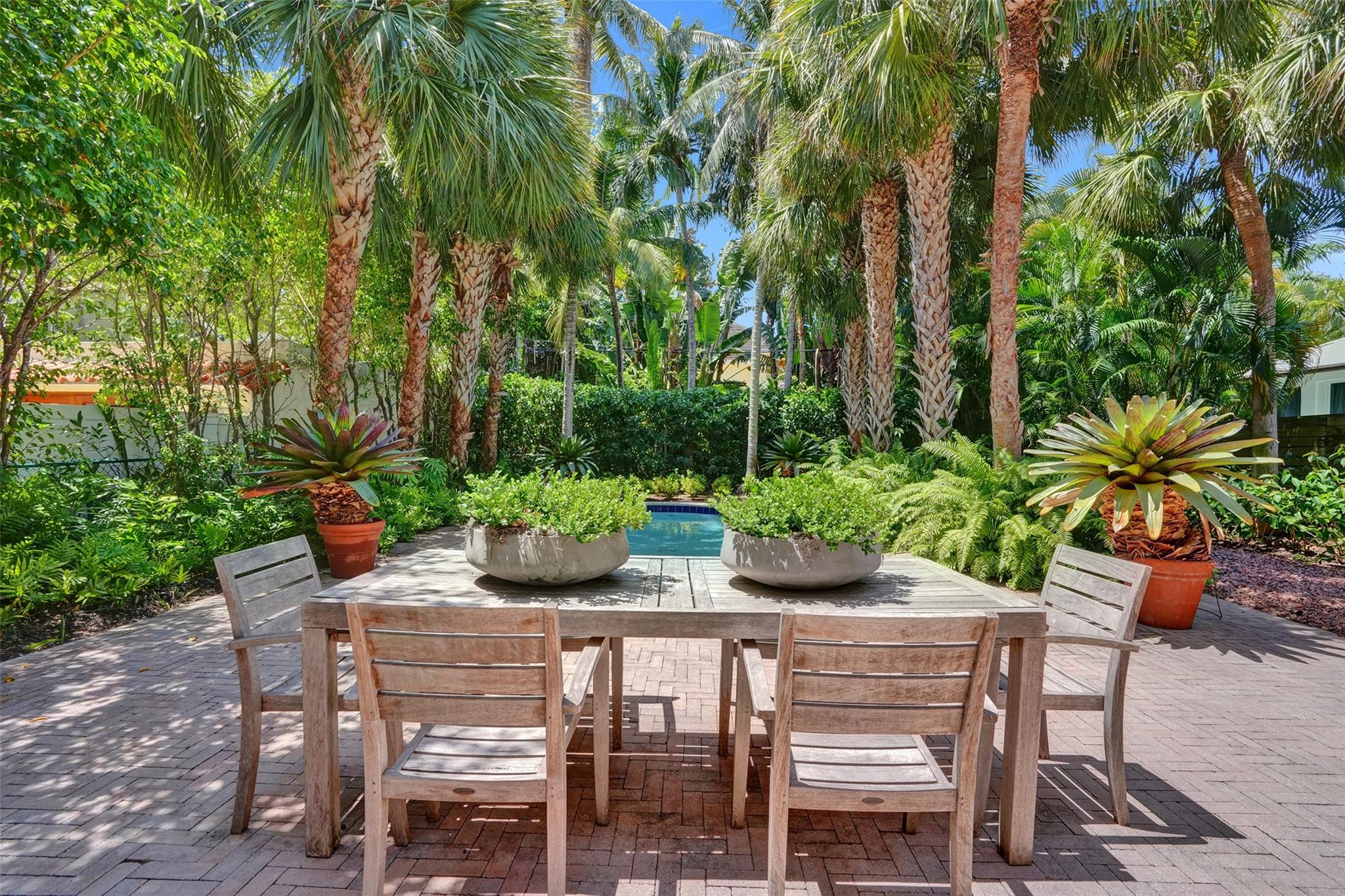 2614 Clematis Place