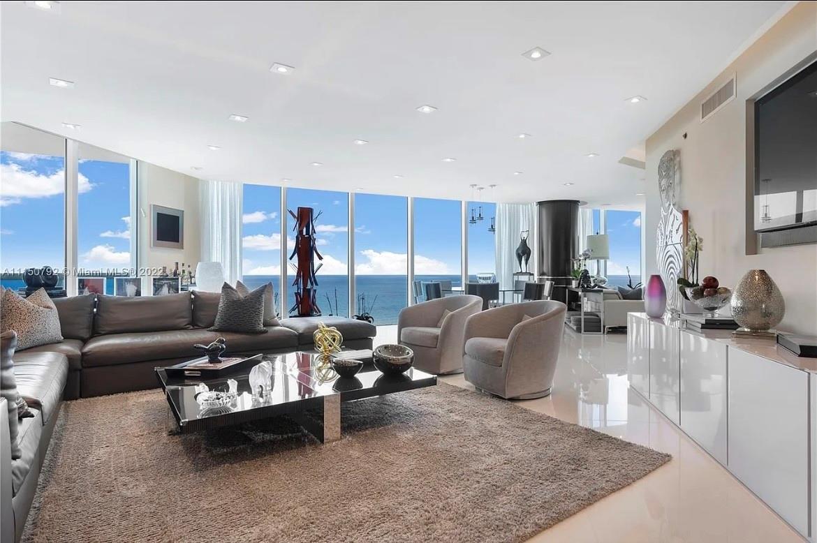 2711 Ocean Dr Unit 2902, Hollywood, Florida 33019