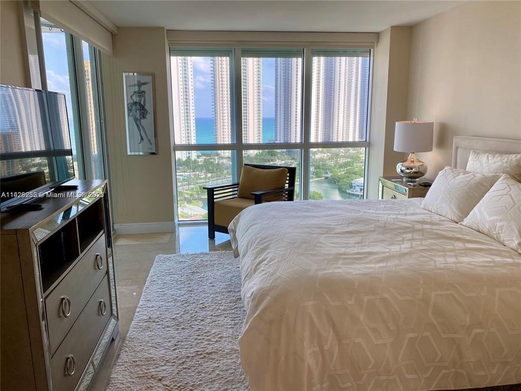 Condo for Sale in Sunny Isles Beach, FL