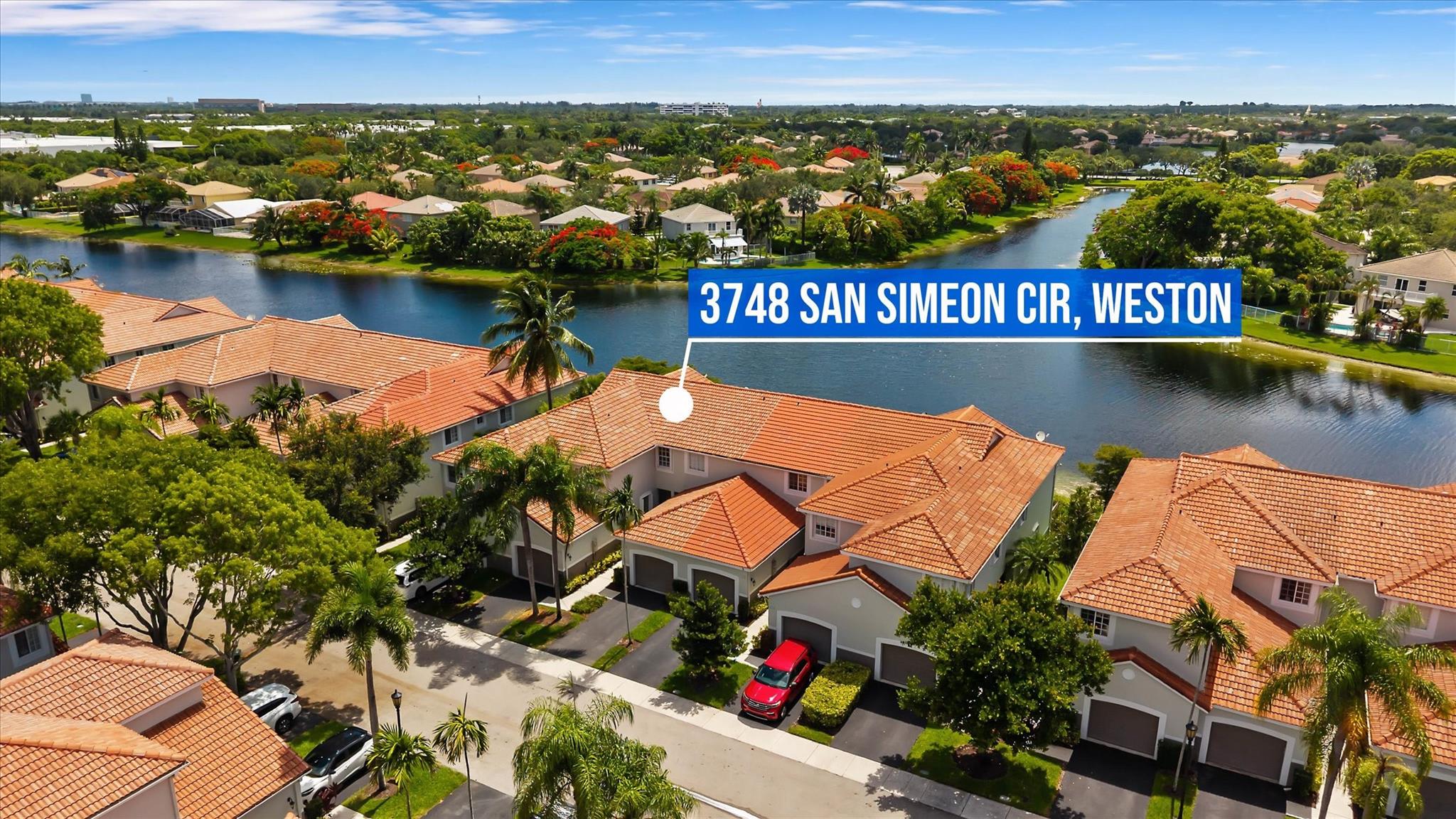 House for Sale in Weston, FL