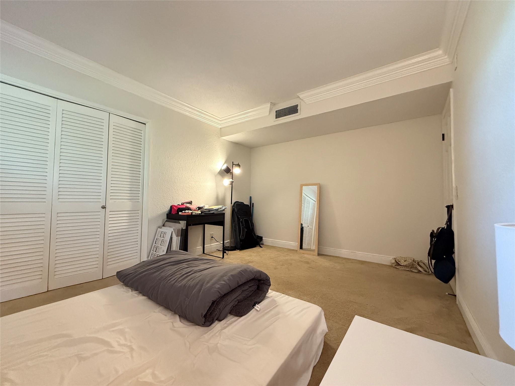 3000 N Palm Aire Dr 107