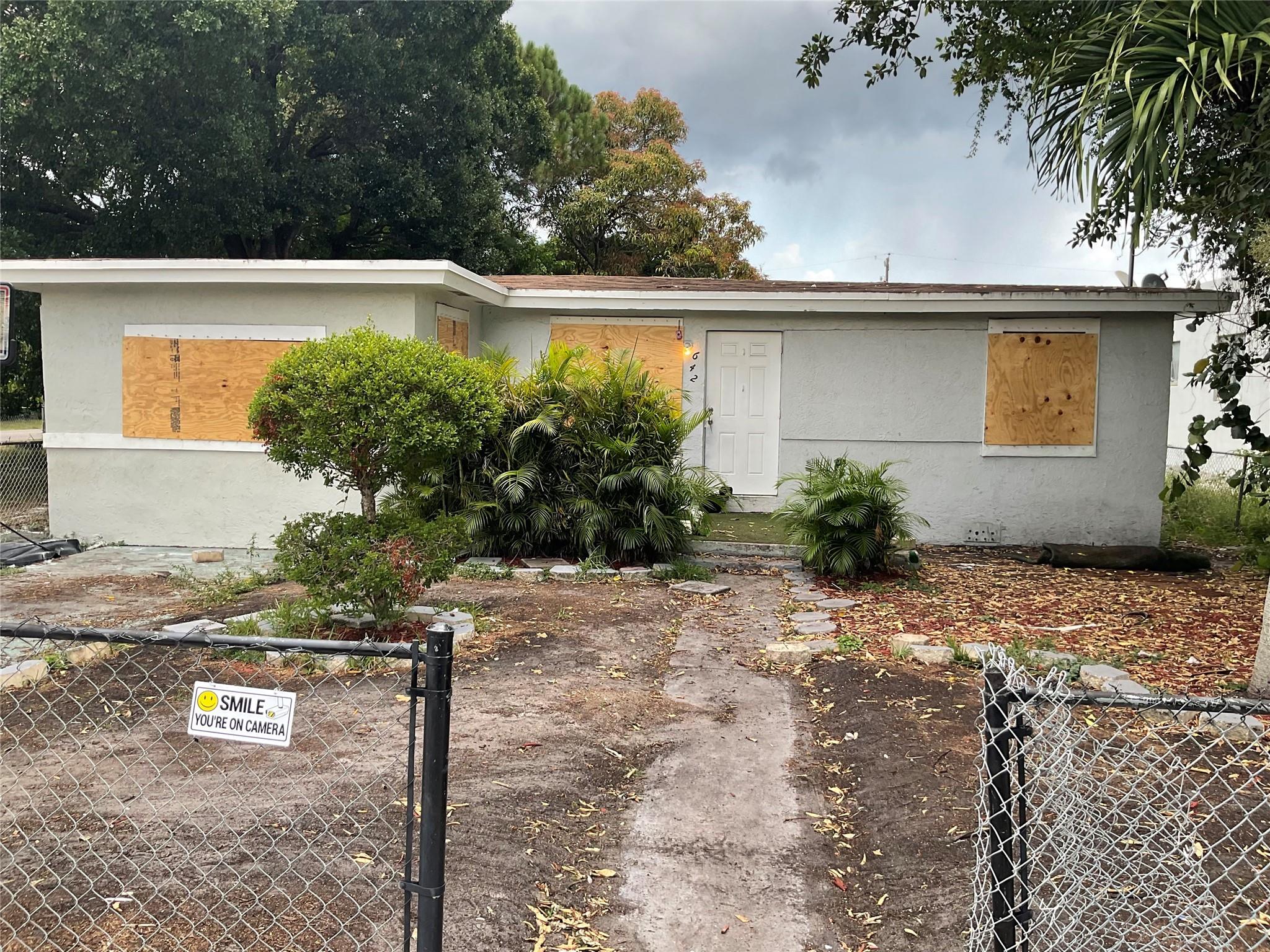 642 14th Way, Fort Lauderdale, Florida 33311