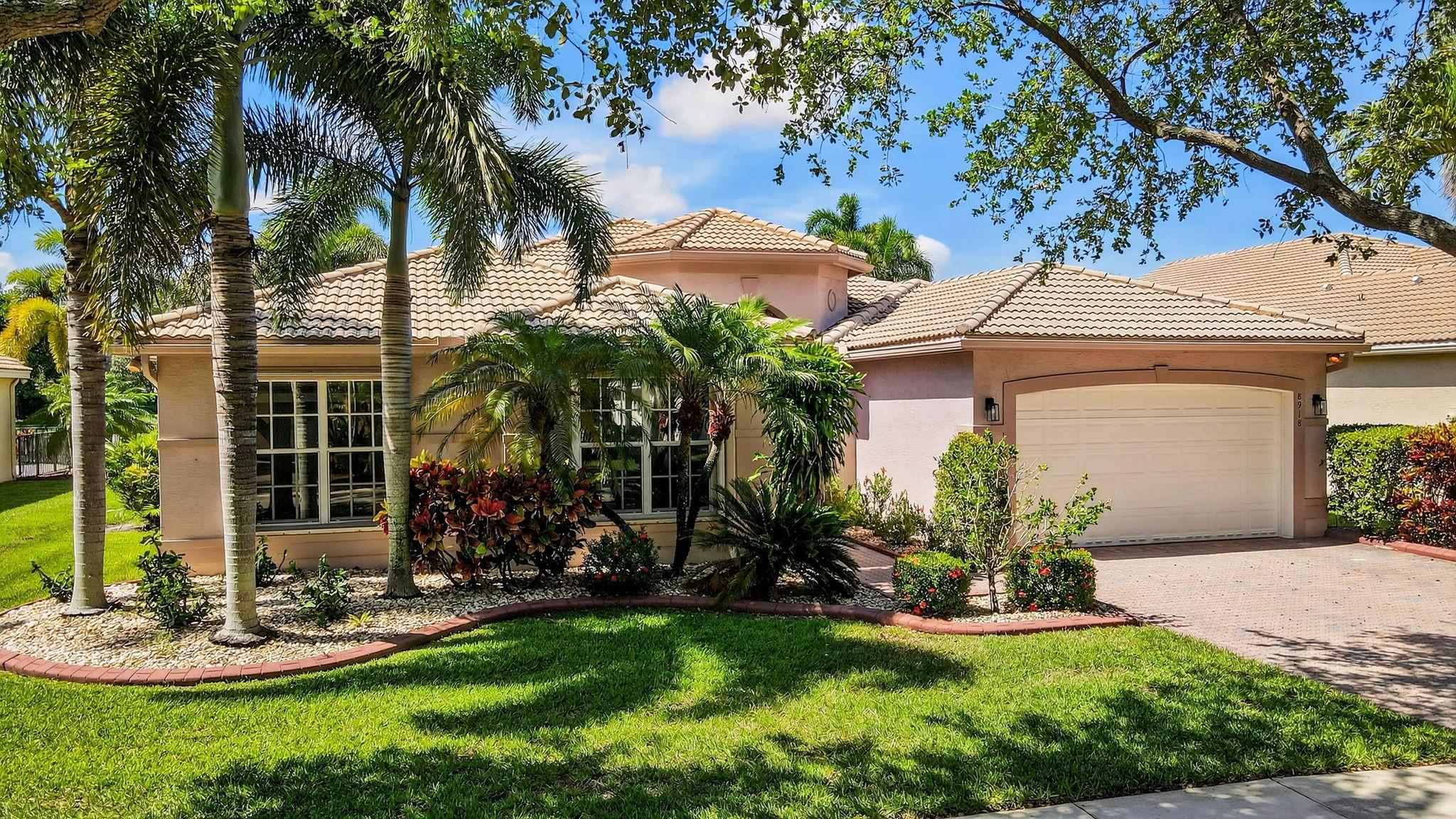 8918 Majorca Bay Dr, Lake Worth, Florida 33467