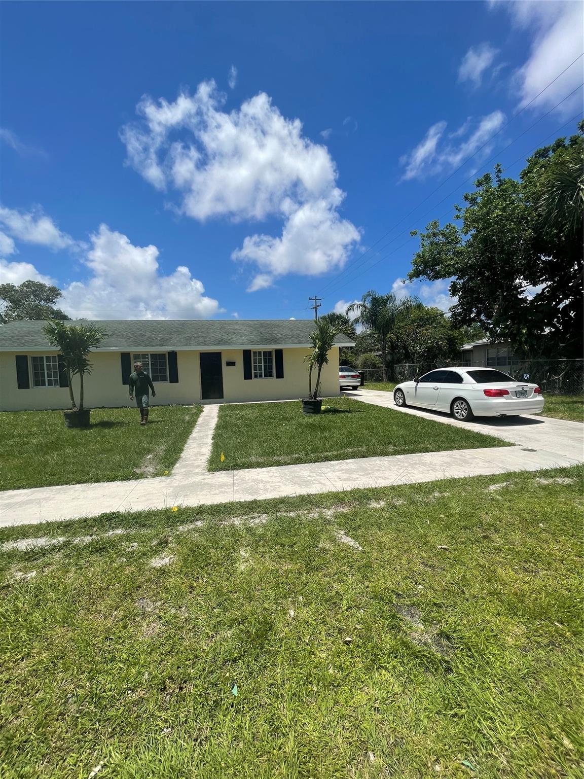 1476 7th St, West Palm Beach, Florida 33401