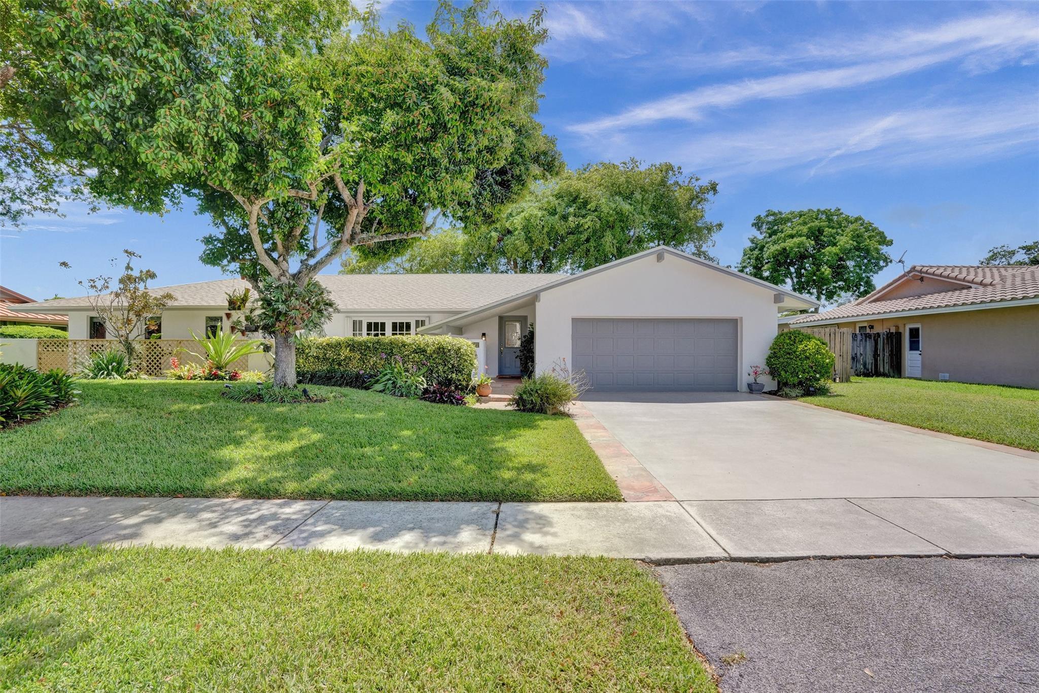 1521 73rd Ave, Plantation, Florida 33317