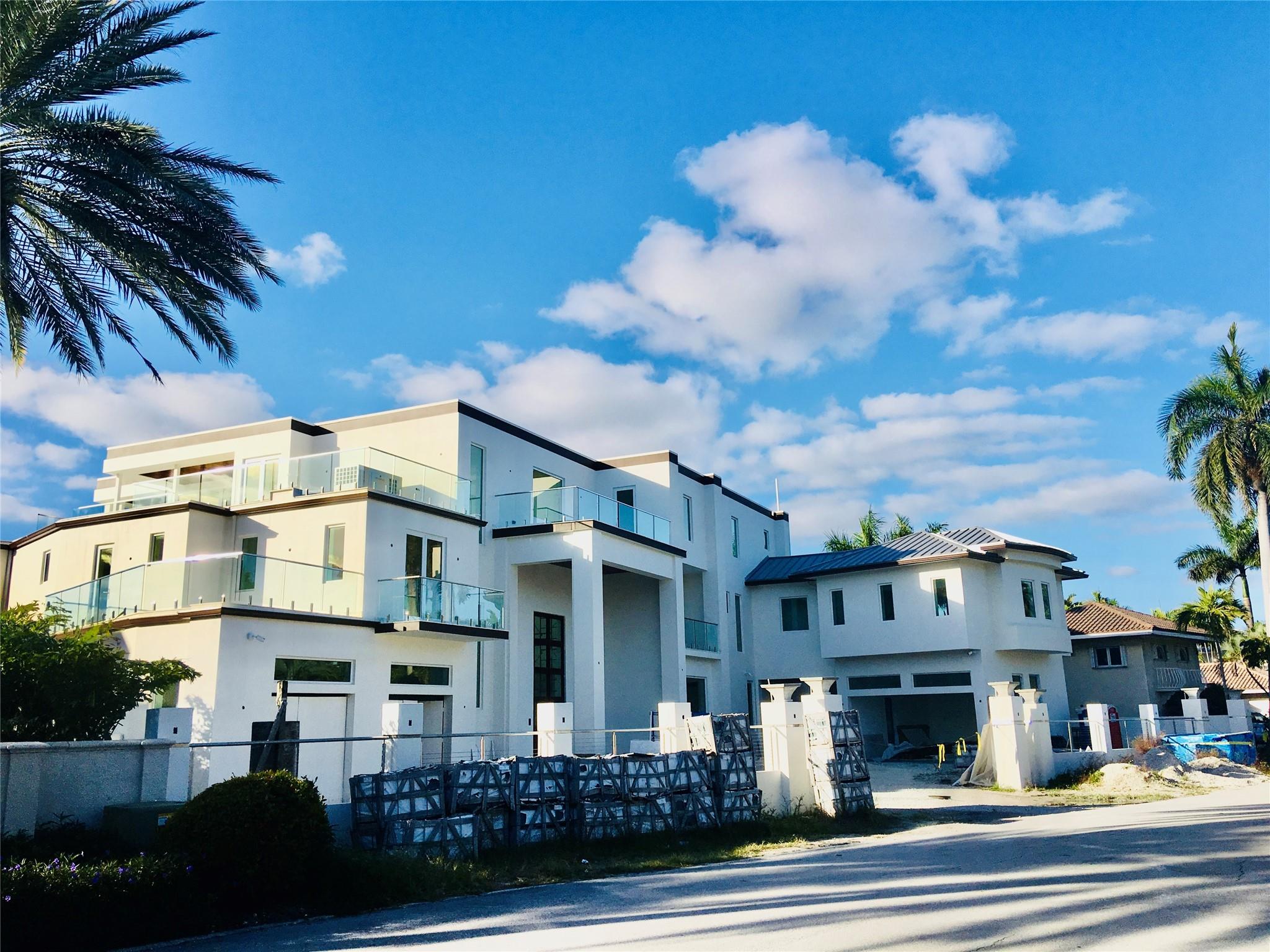 4 Pelican Dr