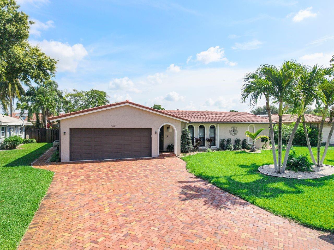 8477 27th Dr, Coral Springs, Florida 33065