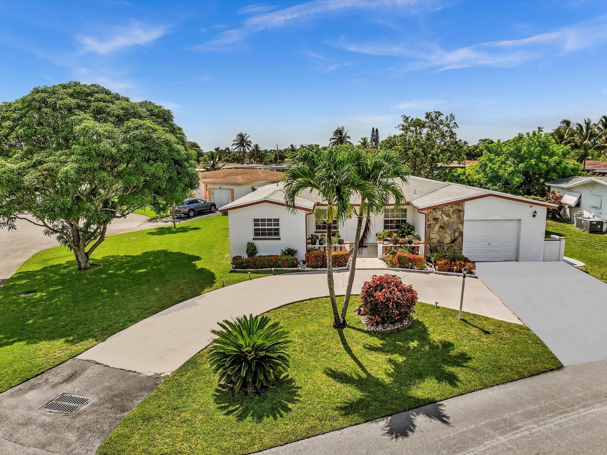 4220 49th Ave, Lauderdale Lakes, Florida 33319