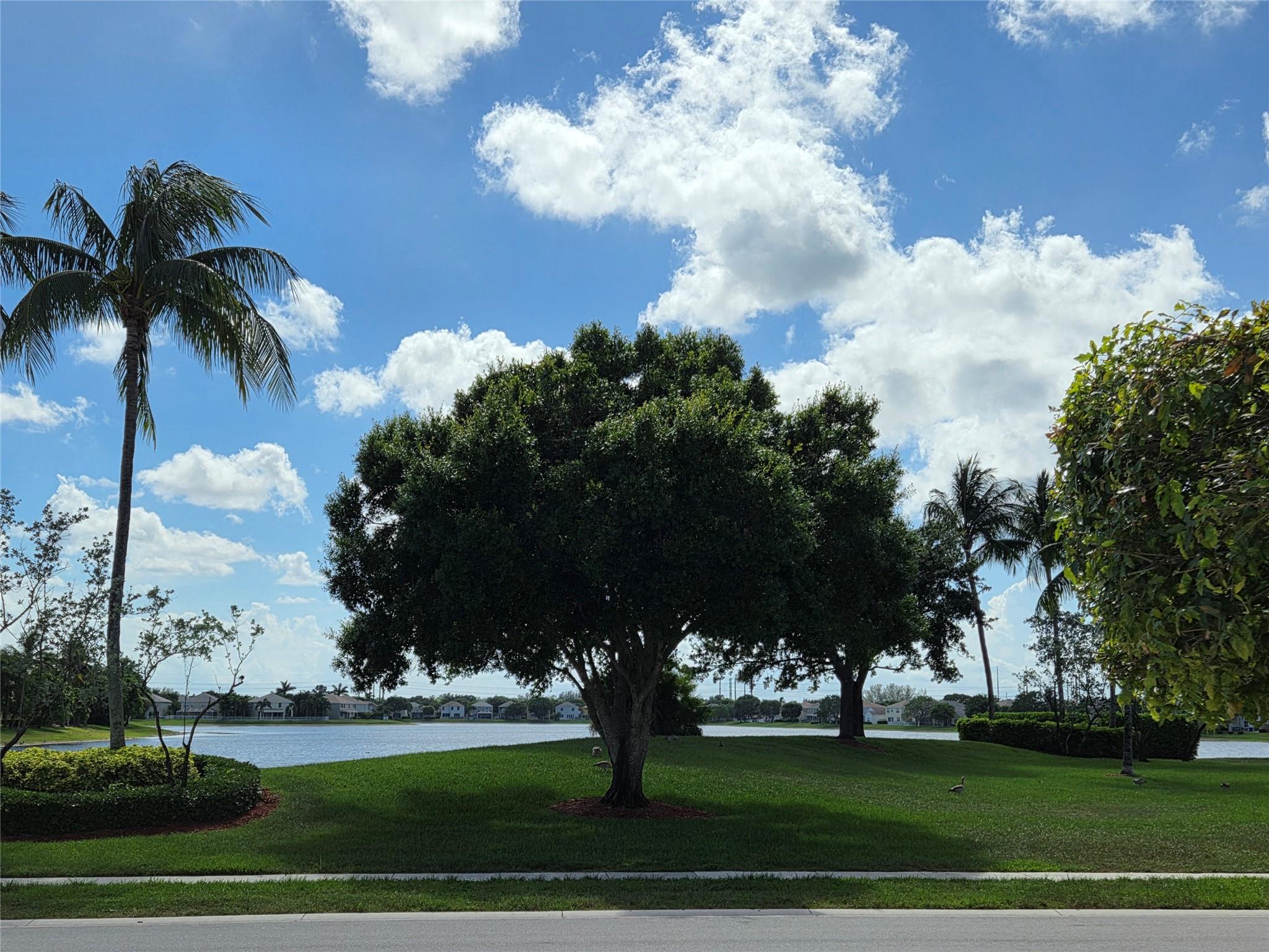 383 Berenger Walk, Royal Palm Beach, Florida 33414