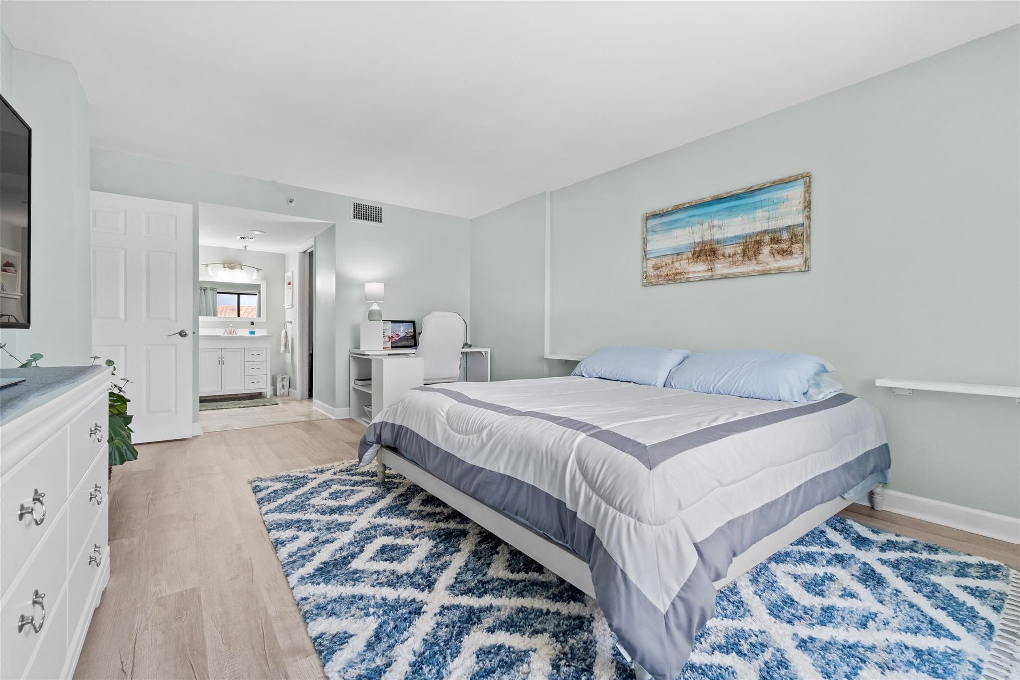 801 S Ocean Dr 503