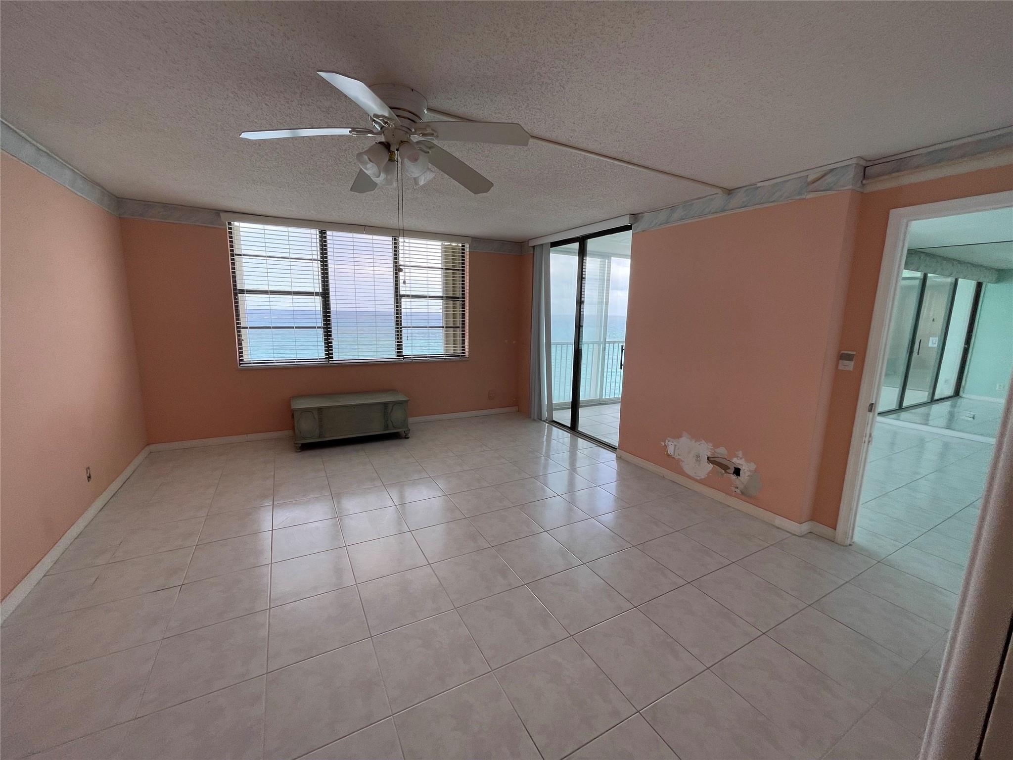Image to showcase the property located at 840 Ocean Dr 1005
