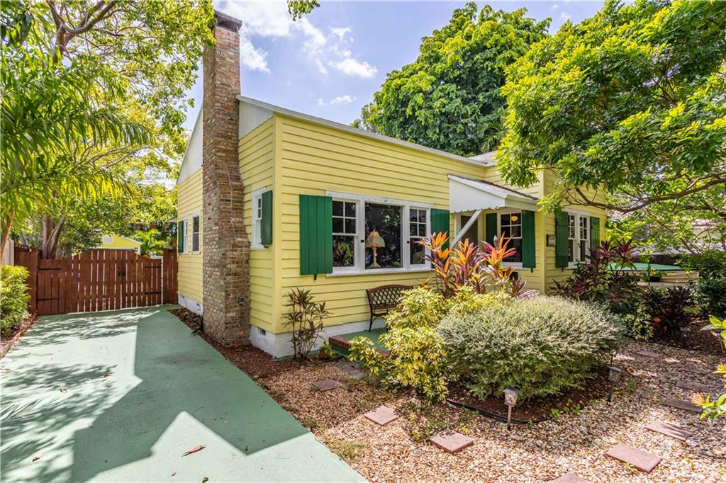 204 Ne 17th Ave, Fort Lauderdale, FL 33301, 2 Bedrooms , 2 Bathrooms ,Single Family Home,Sold,F10299376, Horizon Palm Realty Group