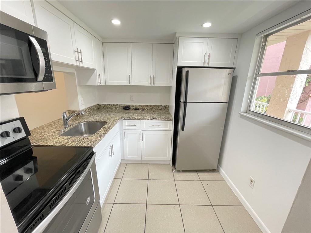 2800 Nw 56th Ave Unit# D203, Lauderhill, FL 33313, 1 Bedroom , 1 Bathroom ,Condominium,Sold,F10299995, Horizon Palm Realty Group