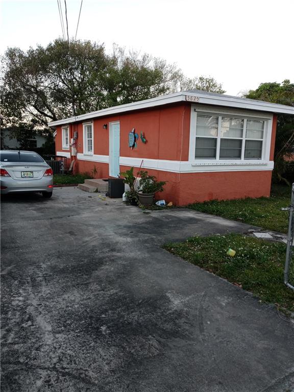 5625 Flagler St, Hollywood, FL 33023, 3 Bedrooms , 2 Bathrooms ,Single Family Home,Sold,F10300848, Horizon Palm Realty Group