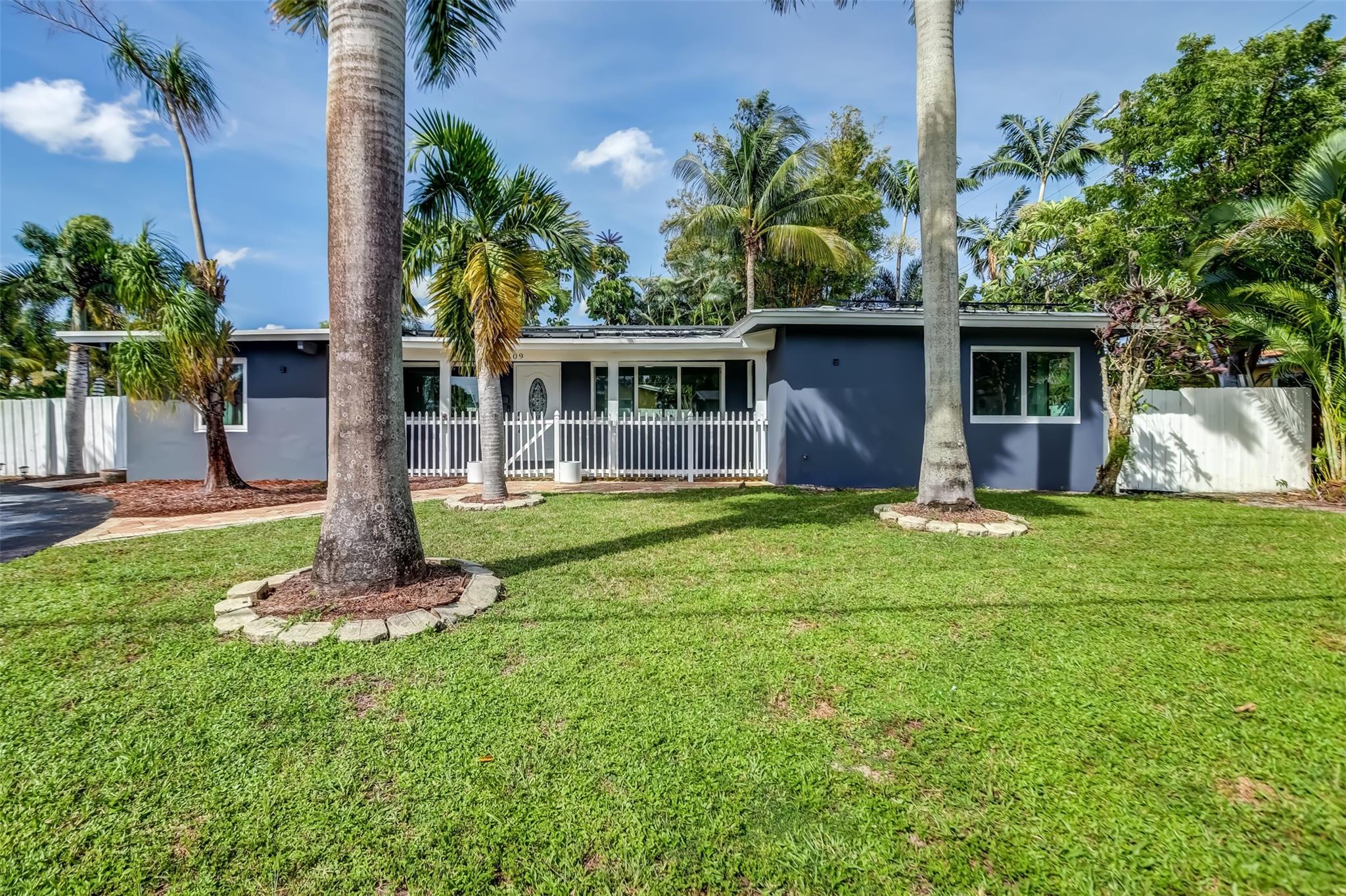 509 NW 29th St, Wilton Manors, FL 