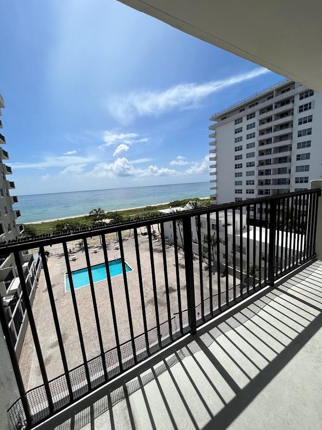 9273 Collins Ave 611, Surfside, FL 