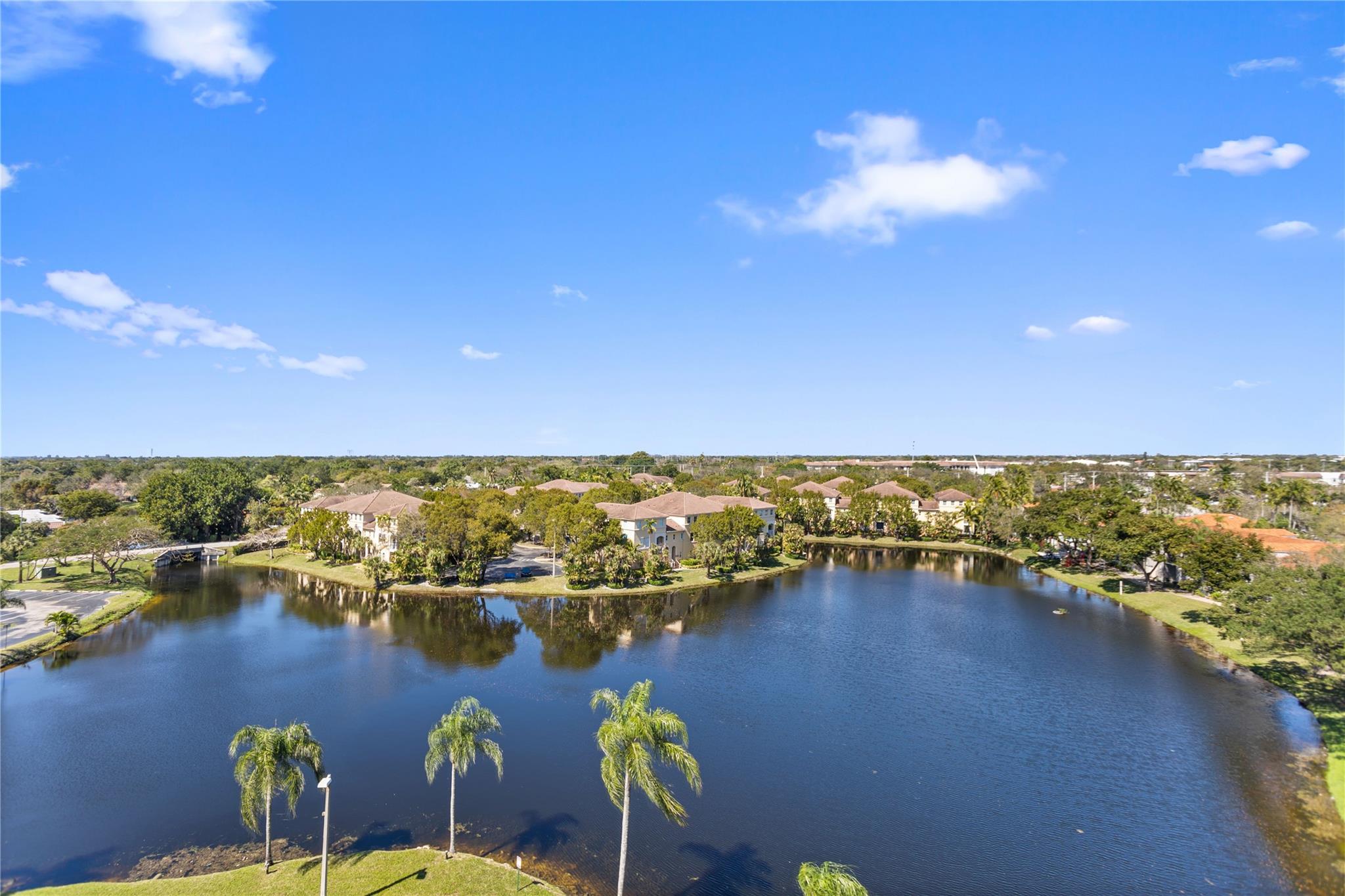 Homes for sale in Plantation, FL | 250 Jacaranda Dr #802, Plantation, FL 33324 | MLS# F10425045