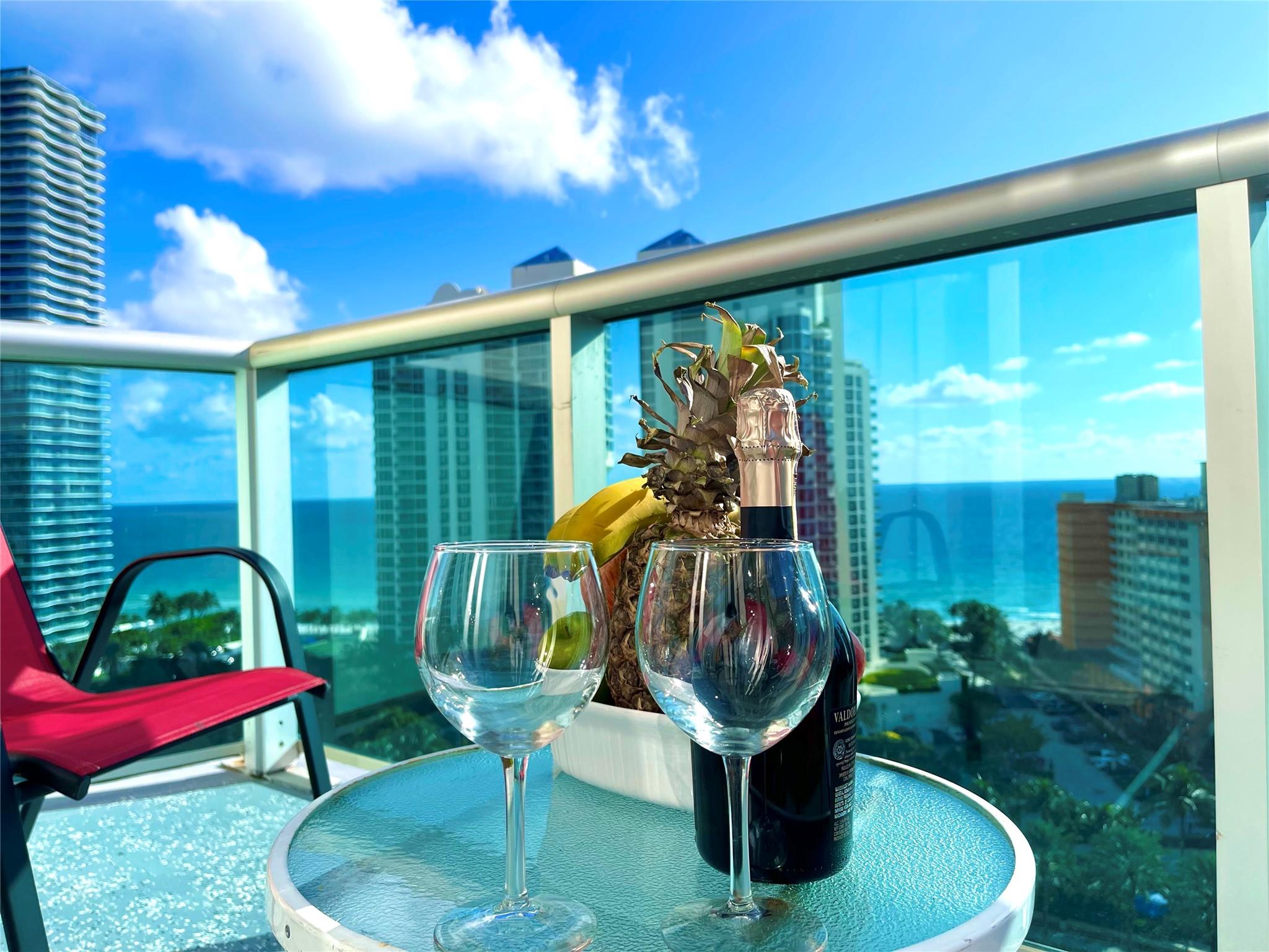 19370 Collins Ave, Sunny Isles Beach, FL 