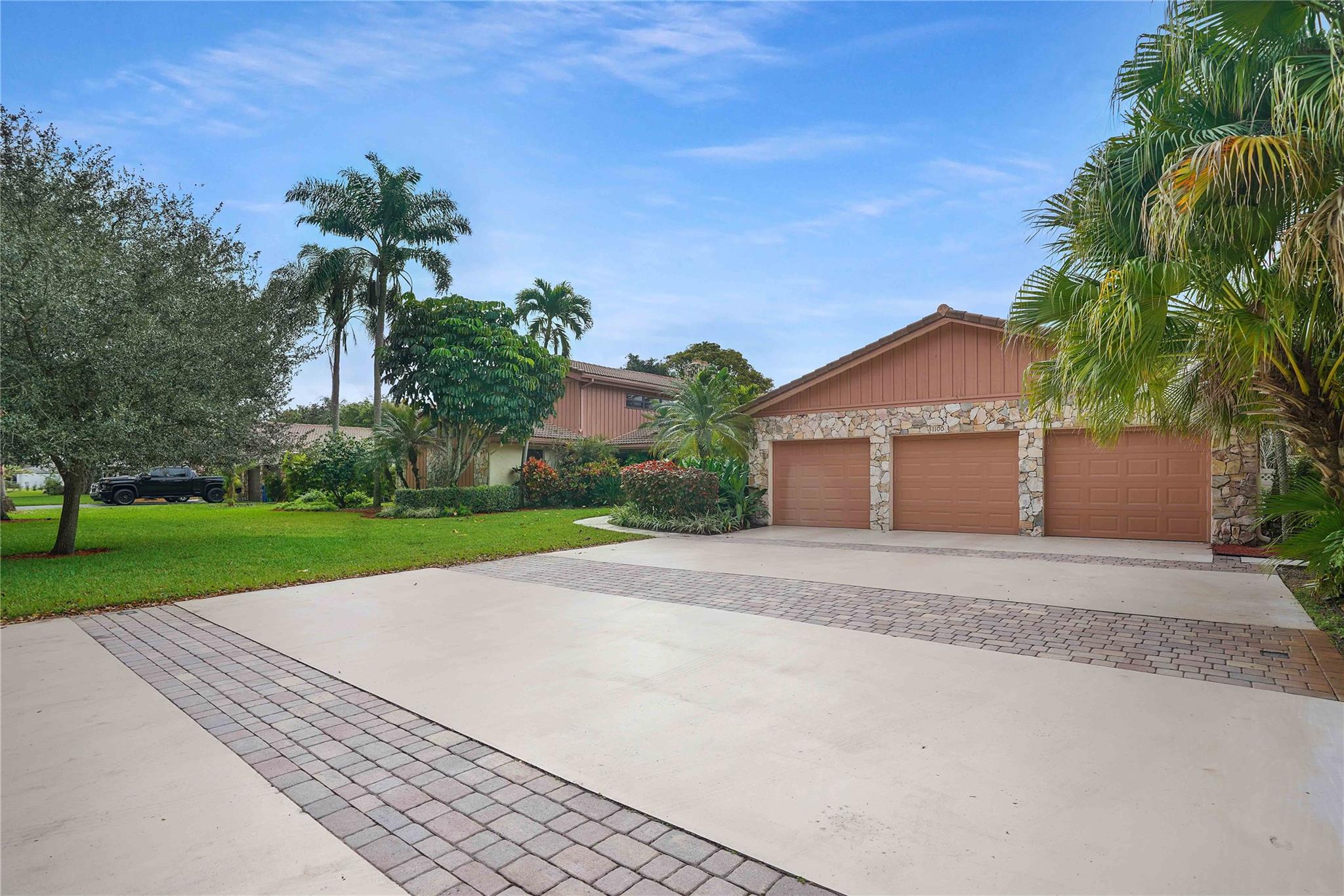 11100 NW 24th St, Coral Springs, FL 33065