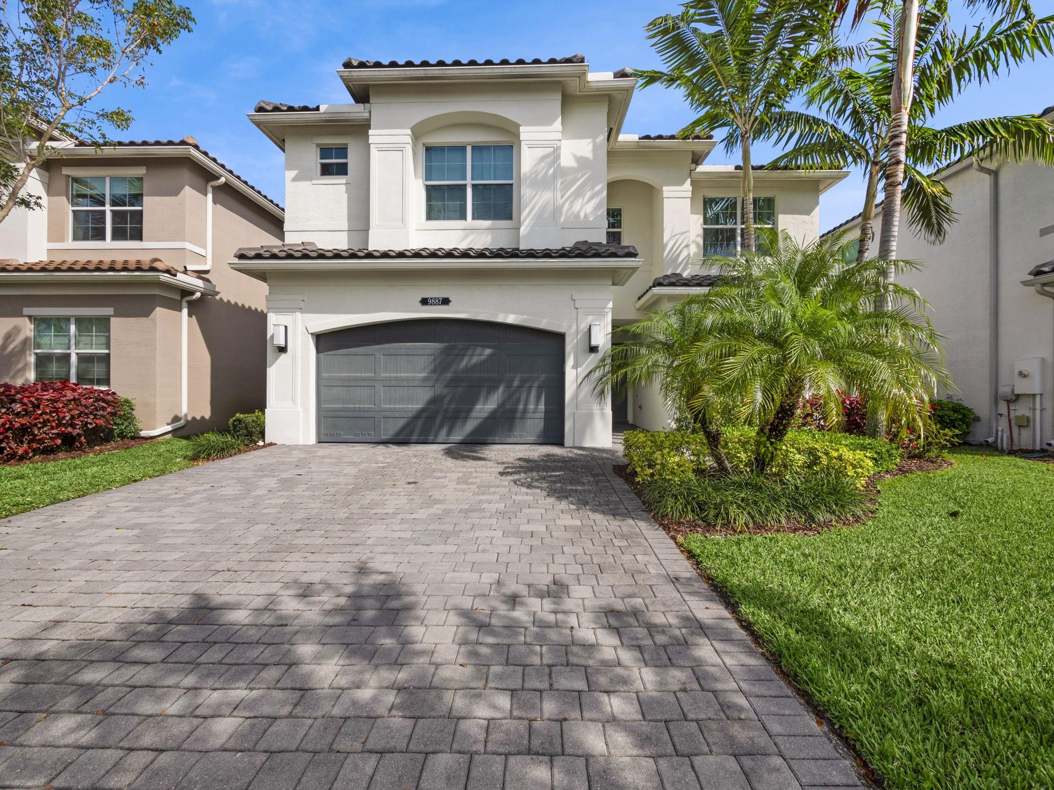 9887 Steamboat Springs Cir, Delray Beach, FL 33446