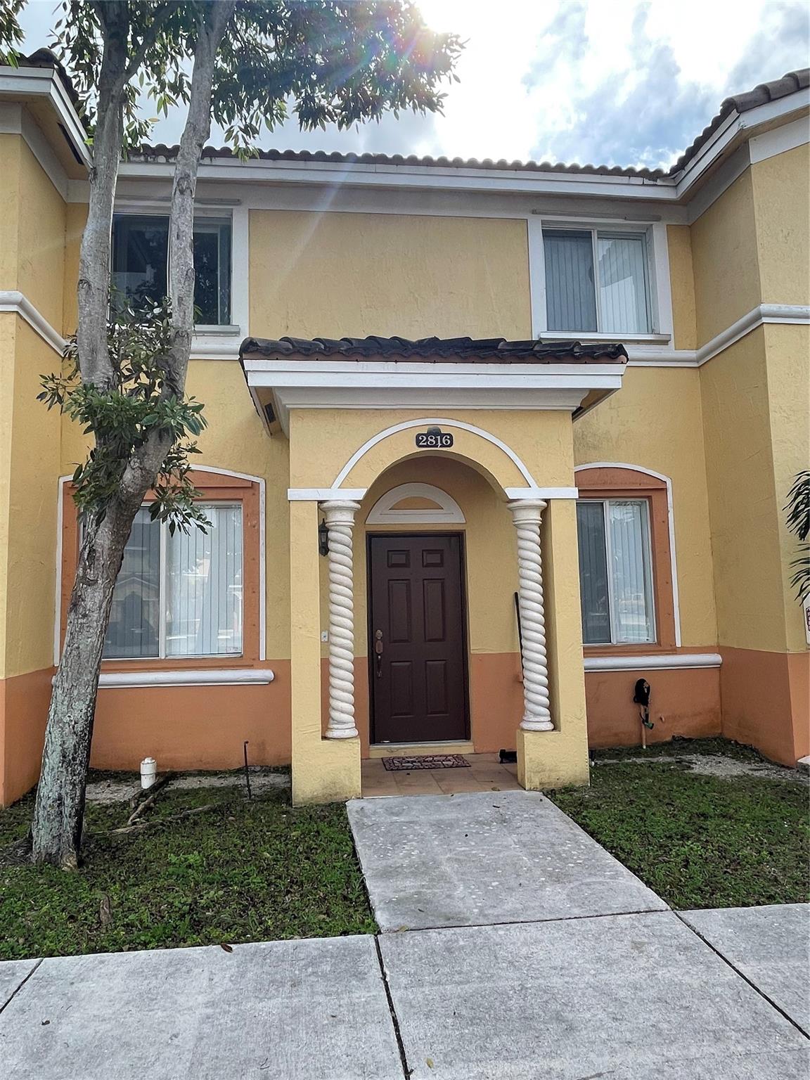 2816 SE 15th Rd 27, Homestead, FL 33035