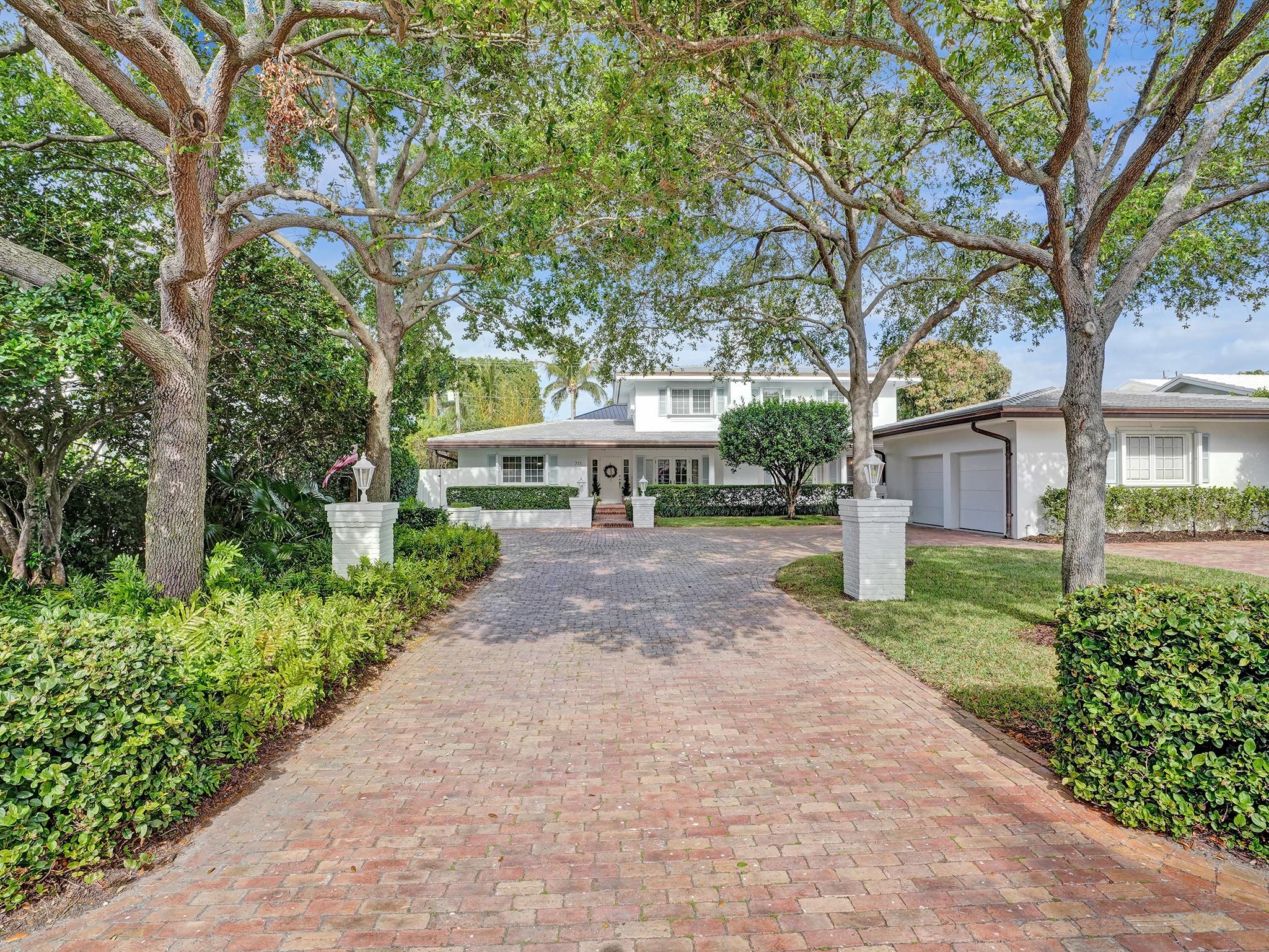 Nestled in the gated community of Sunrise Intracoastal, Fort Lauderdale's hidden gem, this very special home has lovely curb appeal with an Oak-lined Chicago Brick driveway. The light filled interiors exude traditional modern charm with timeless elegance. Completely updated with 2024 (90K) roof with copper gutters and flashing, 3 new (2022) HVAC, kitchen, bathrooms, water heaters, pool equipment and heater, whole house water softener...Turnkey with spacious rooms and a large covered outdoor entertaining area with summer kitchen, gas grill and beverage refrigerator. This coveted and friendly enclave has roving police security and a sub station at the gate. Walk to the beach, Publix, Starbucks, Bayview Elementary, The Galleria Mall. 15 Minutes to Pine Crest School.