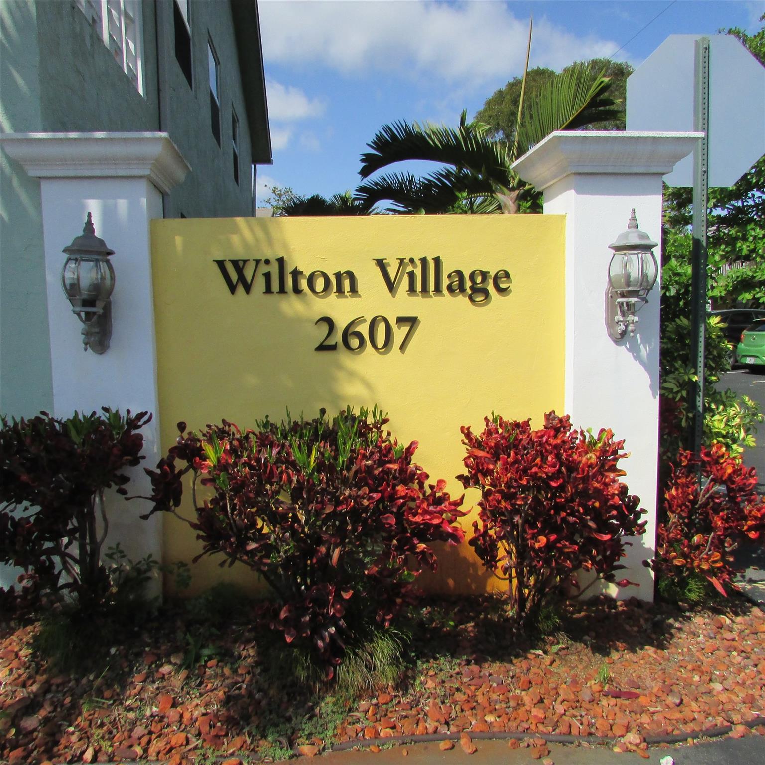 2607 NE 8th Ave 60, Wilton Manors, FL 