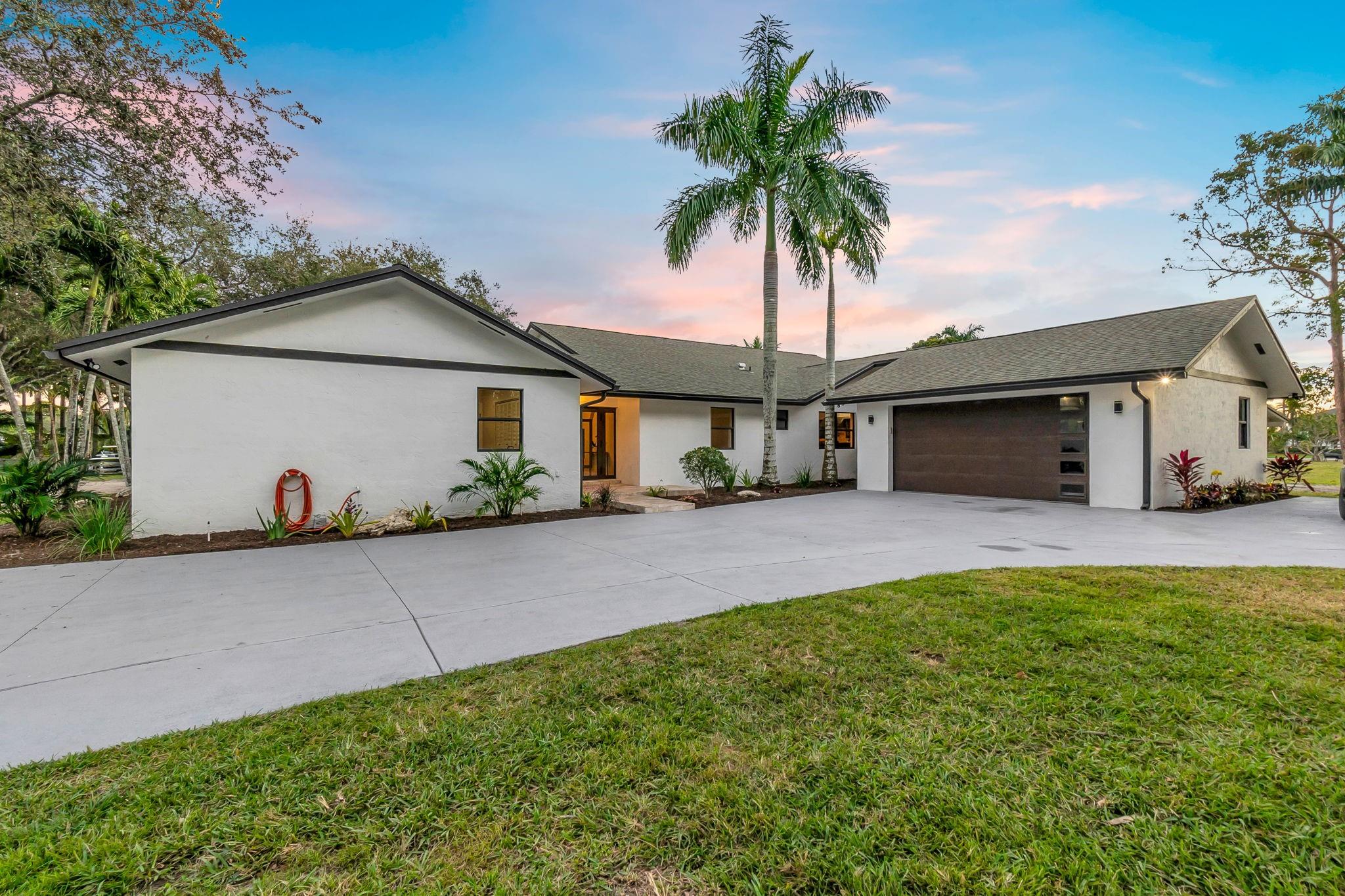 5320 SW 210th Ter, Southwest Ranches, FL 