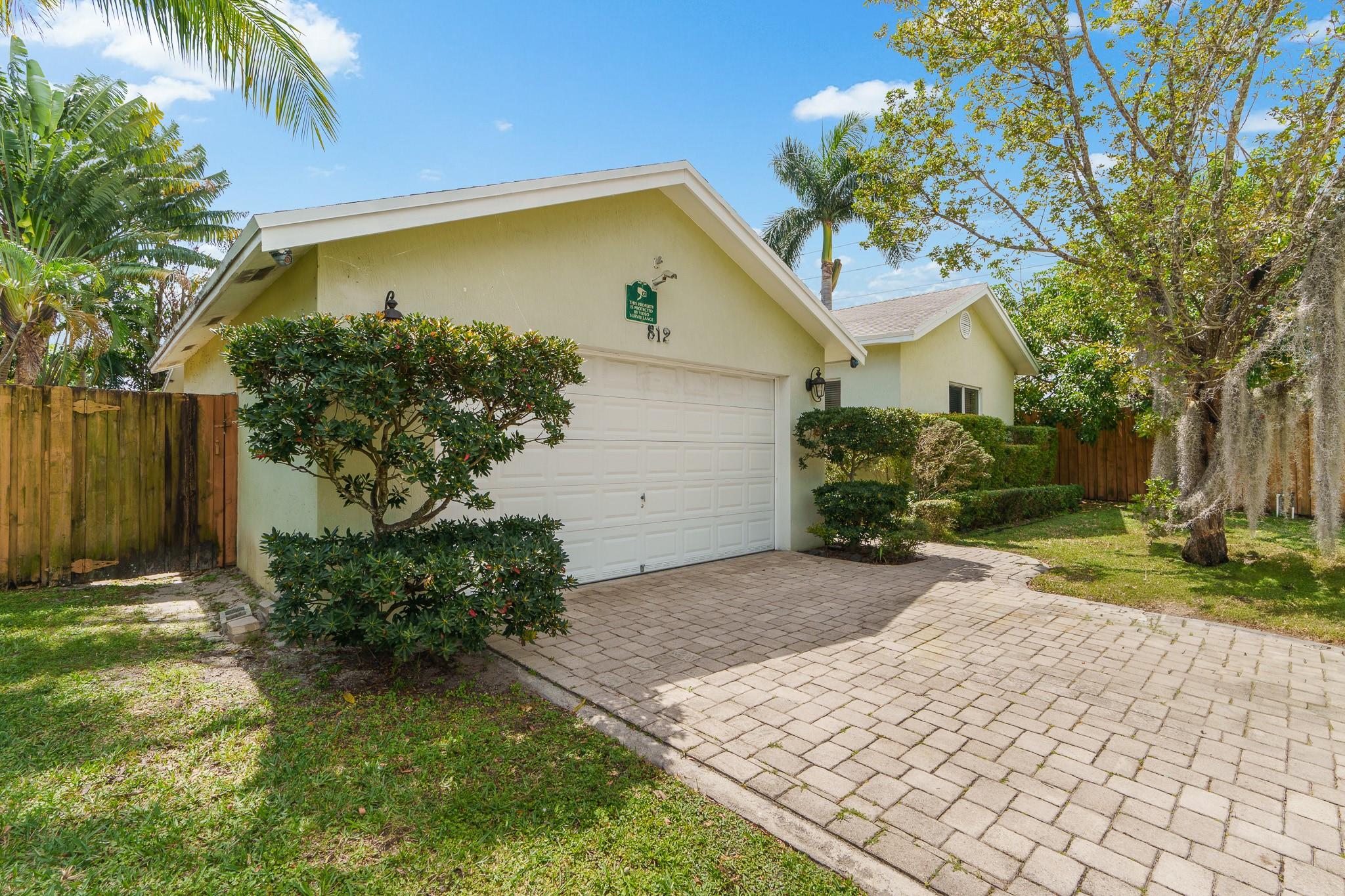 812 NW 26th St, Wilton Manors, FL 