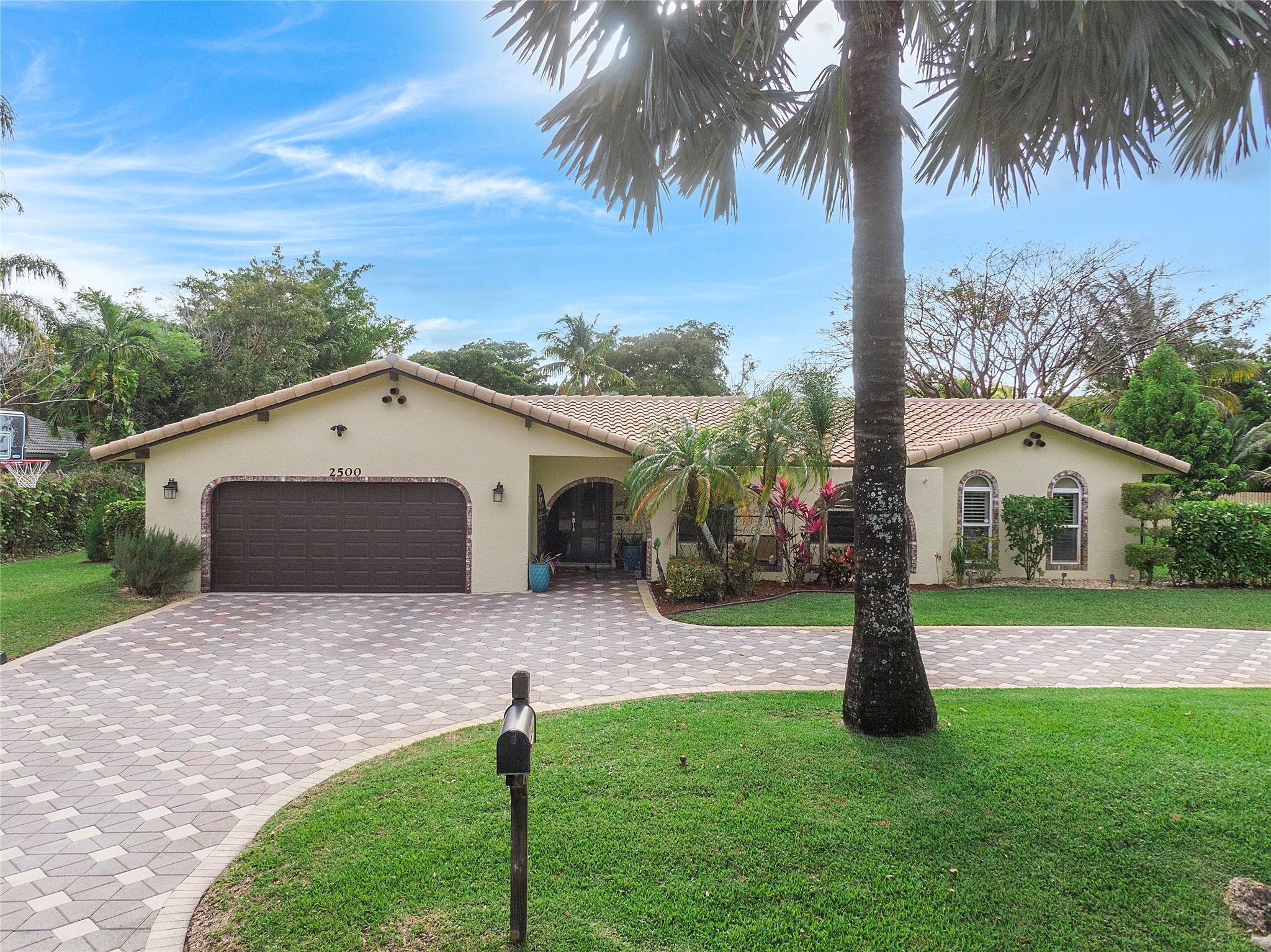 2500 NW 115th Dr, Coral Springs, FL 