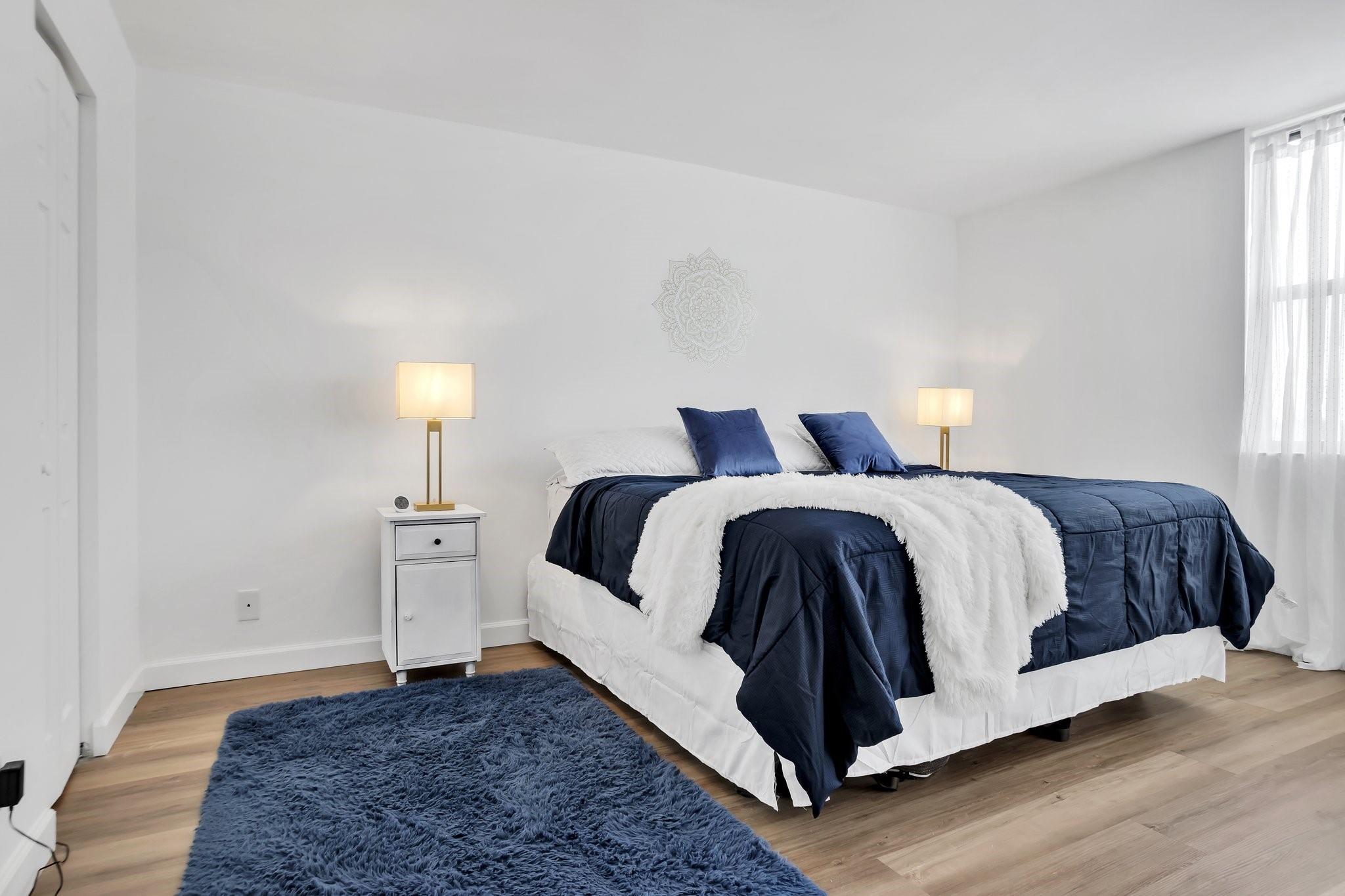 118 Lake Emerald Dr 102