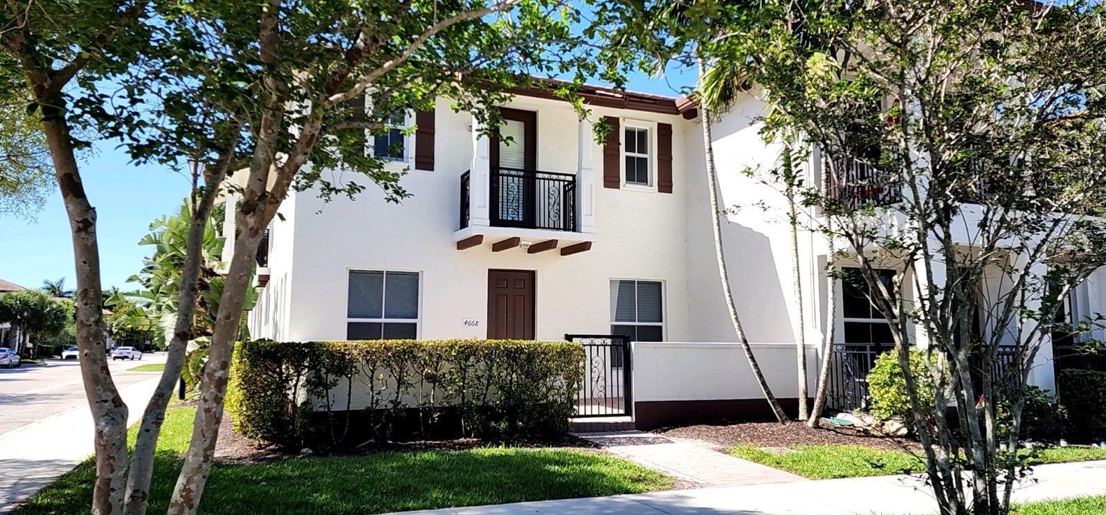 This stunning corner TH in Paloma Lakes offers a perfect blend of coziness & sophistication. Featuring 3BR, 3Bth, den (convertible to a 4thBR), & 2-car garage. This TH is designed for comfort & style. Upon entry, you're greeted by a bright living/dining area, creating an inviting atmosphere. Kitchen boasts granite countertops, open concept, adjacent to the family room, perfect for entertaining guests. Upstairs, the primary BR with two walk-in closets, a spa-like master bath, & balcony. Two additional spacious rooms upstairs, laundry room for convenience. Located in close proximity to top-rated schools, the Promenade Shopping Mall, & Publix, this property offers both convenience & luxury living. Don't miss the opportunity to make this your dream home!