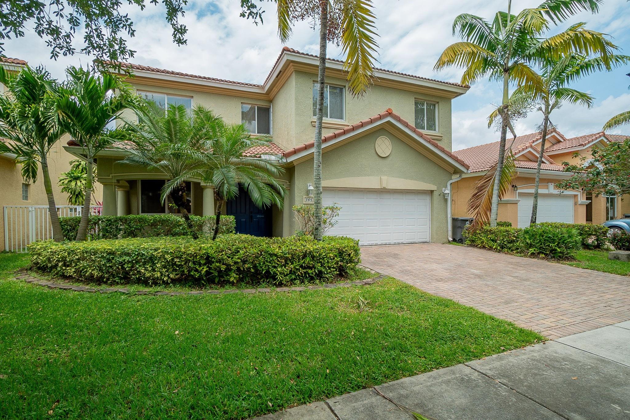 745 Gazetta Way, West Palm Beach, FL 