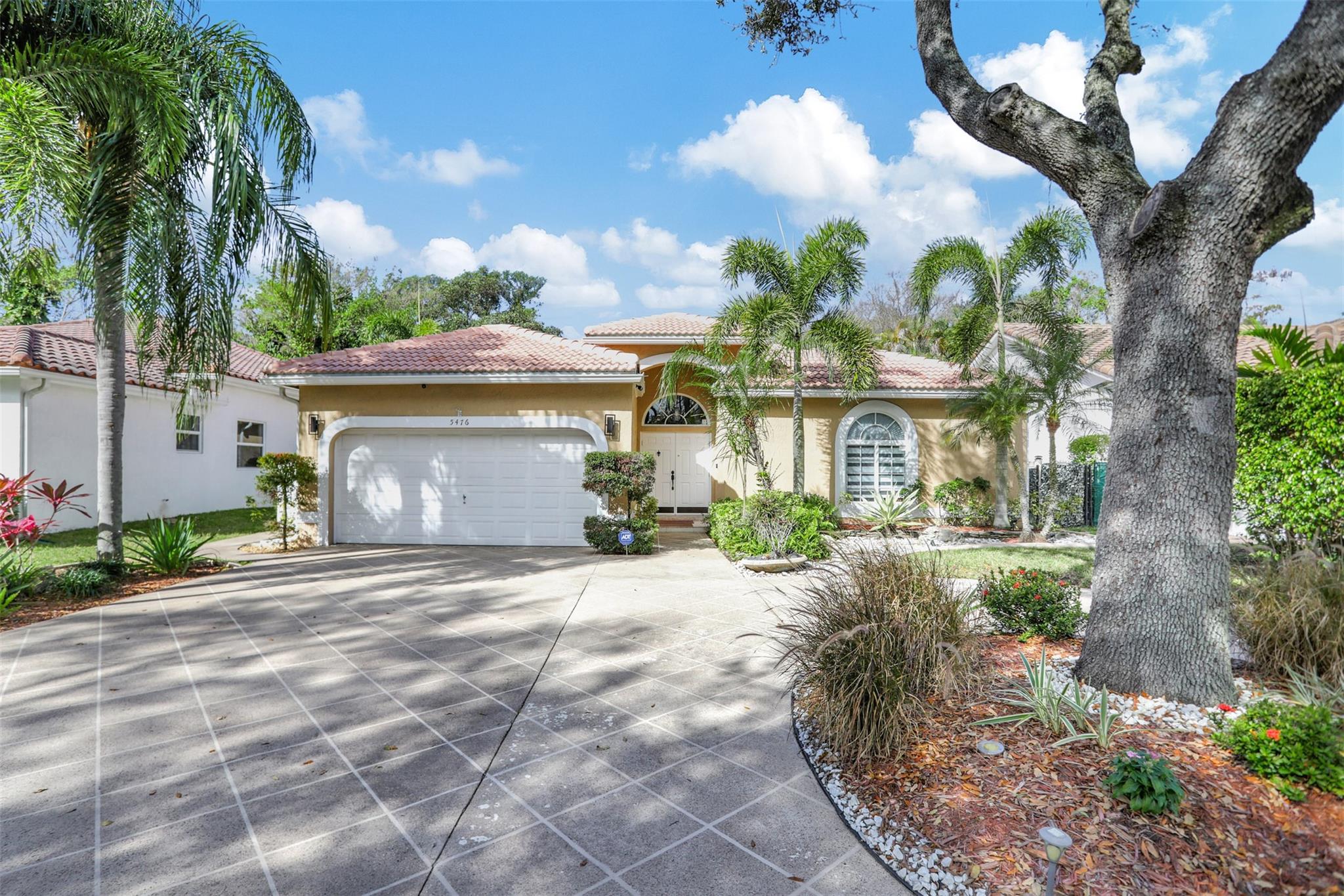 5476 NW 57th Ave, Coral Springs, FL 