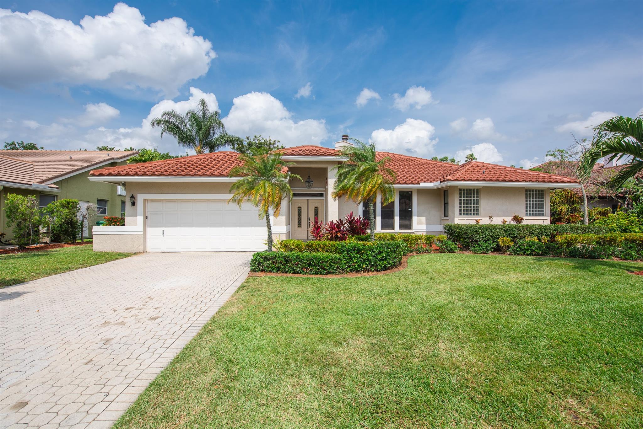 4393 NW 67th Ave, Coral Springs, FL 