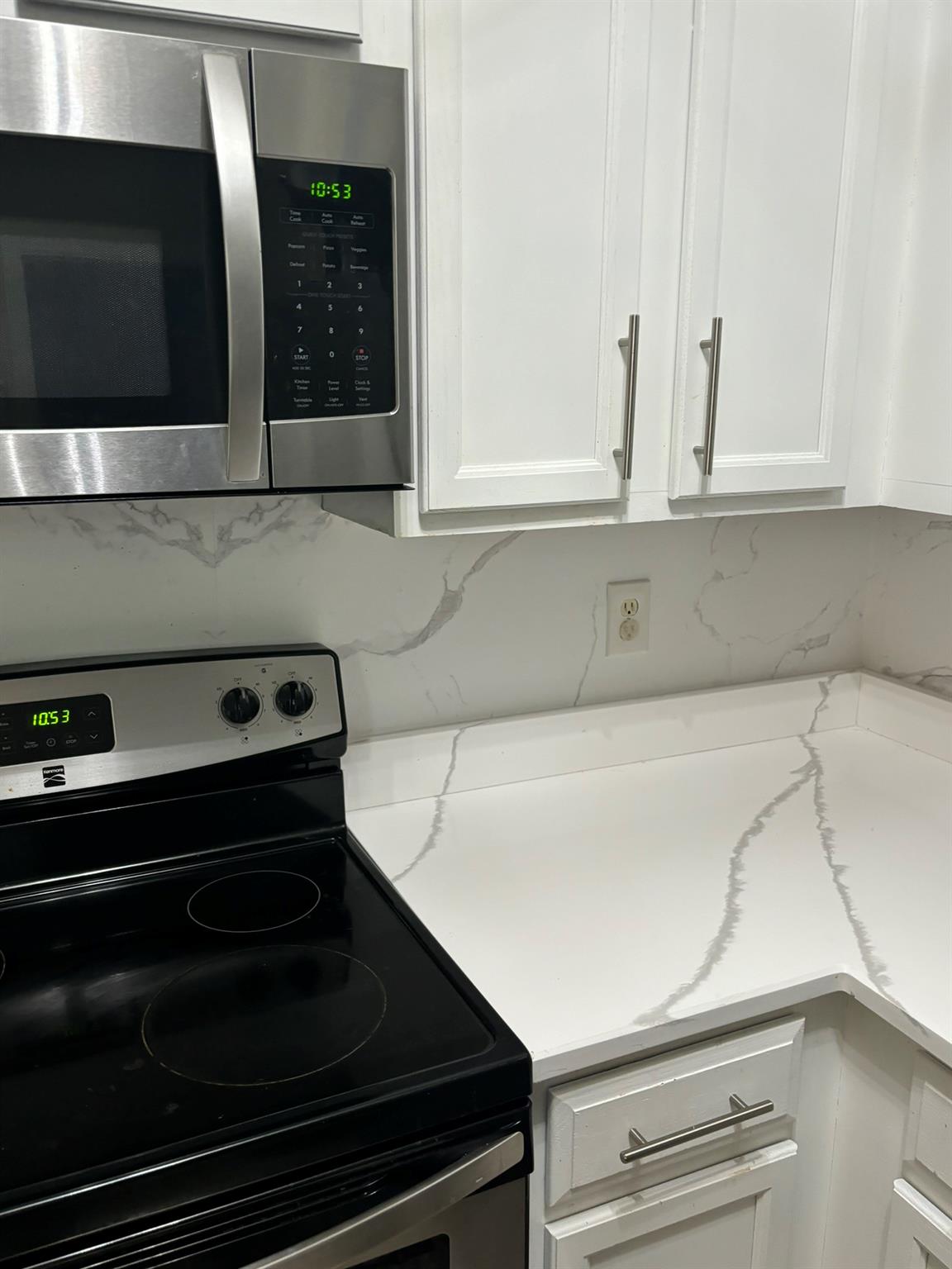 2892 Crestwood Ter 4201