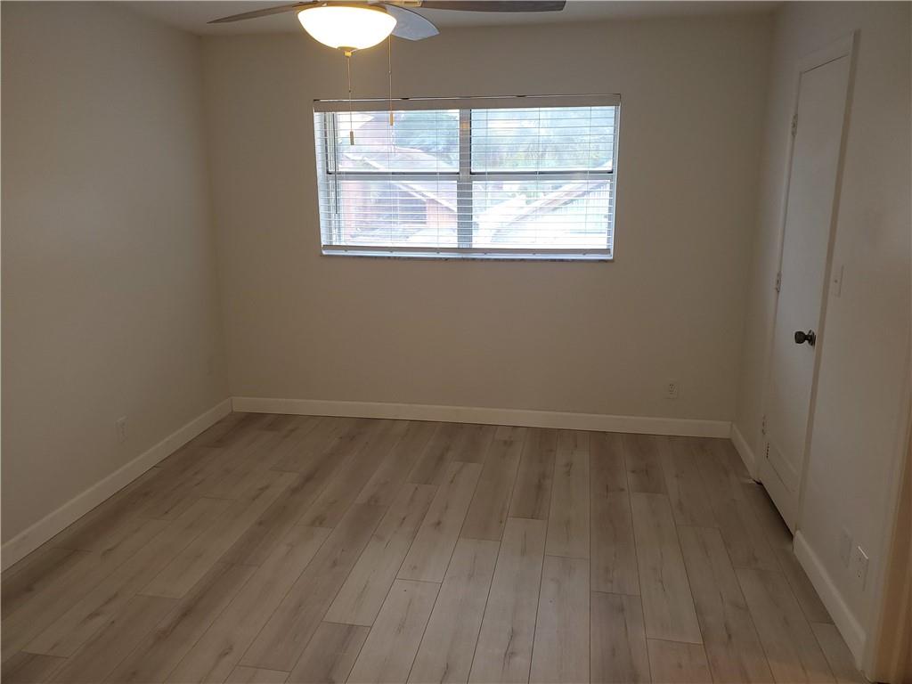 2945 NW 68th St