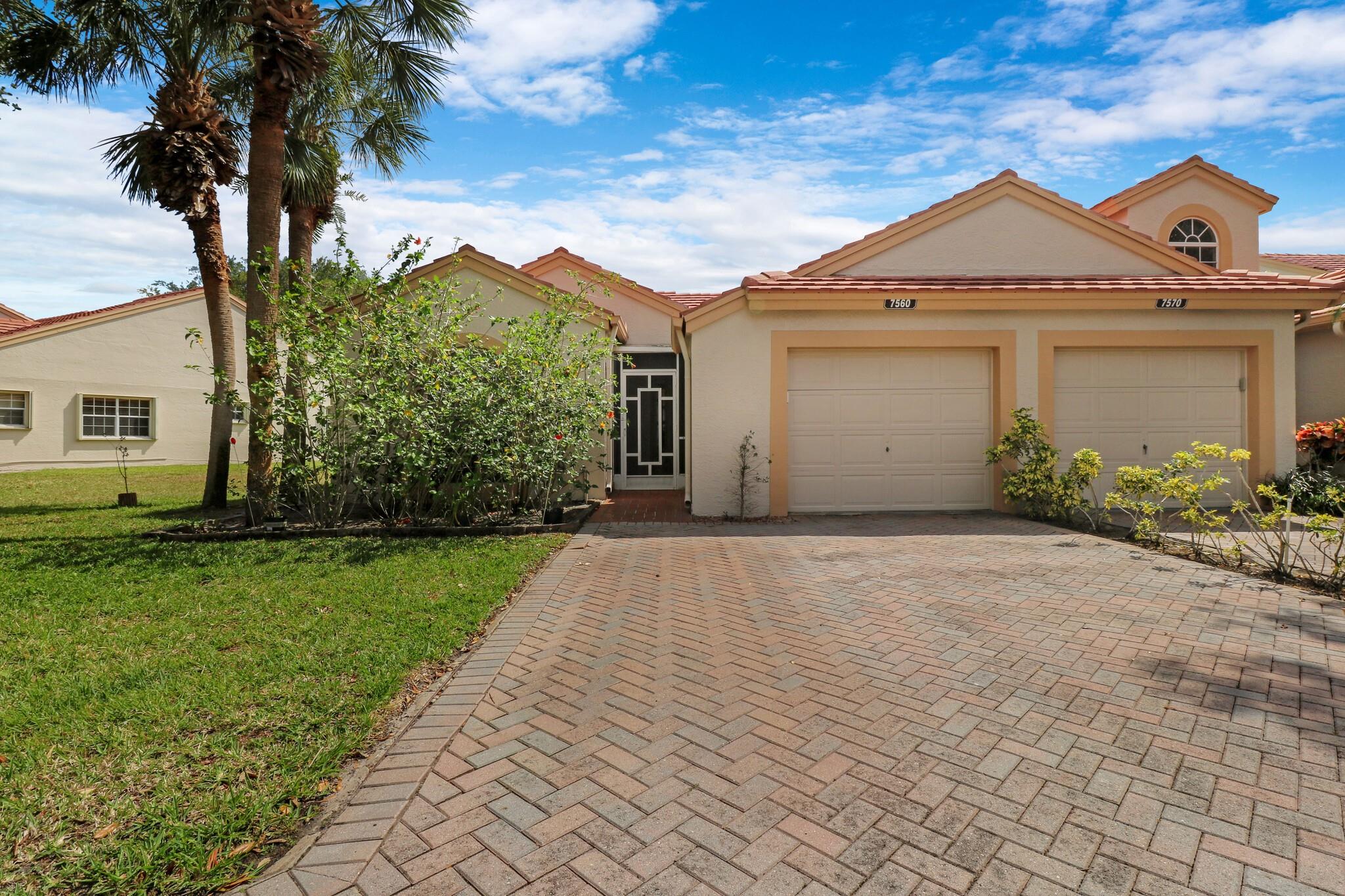 CORNER VILLA WITH EXTENDED LANAI: This 2/2 plus den & 1 car garage in sought-after 55+ Emerald Pointe of Delray Beach offers gated entry, pool, clubhouse, fitness center, tennis courts & more.  The split open floor plan flows effortlessly & high ceilings in the main living area & expansive garden view instill a sense of tranquility & serenity.   Minutes to Turnpike, restaurants, shopping, downtown Delray Beach, and sandy Atlantic beaches. Pet-friendly: 1 pet up to 15lbs. No leasing first 2 years.