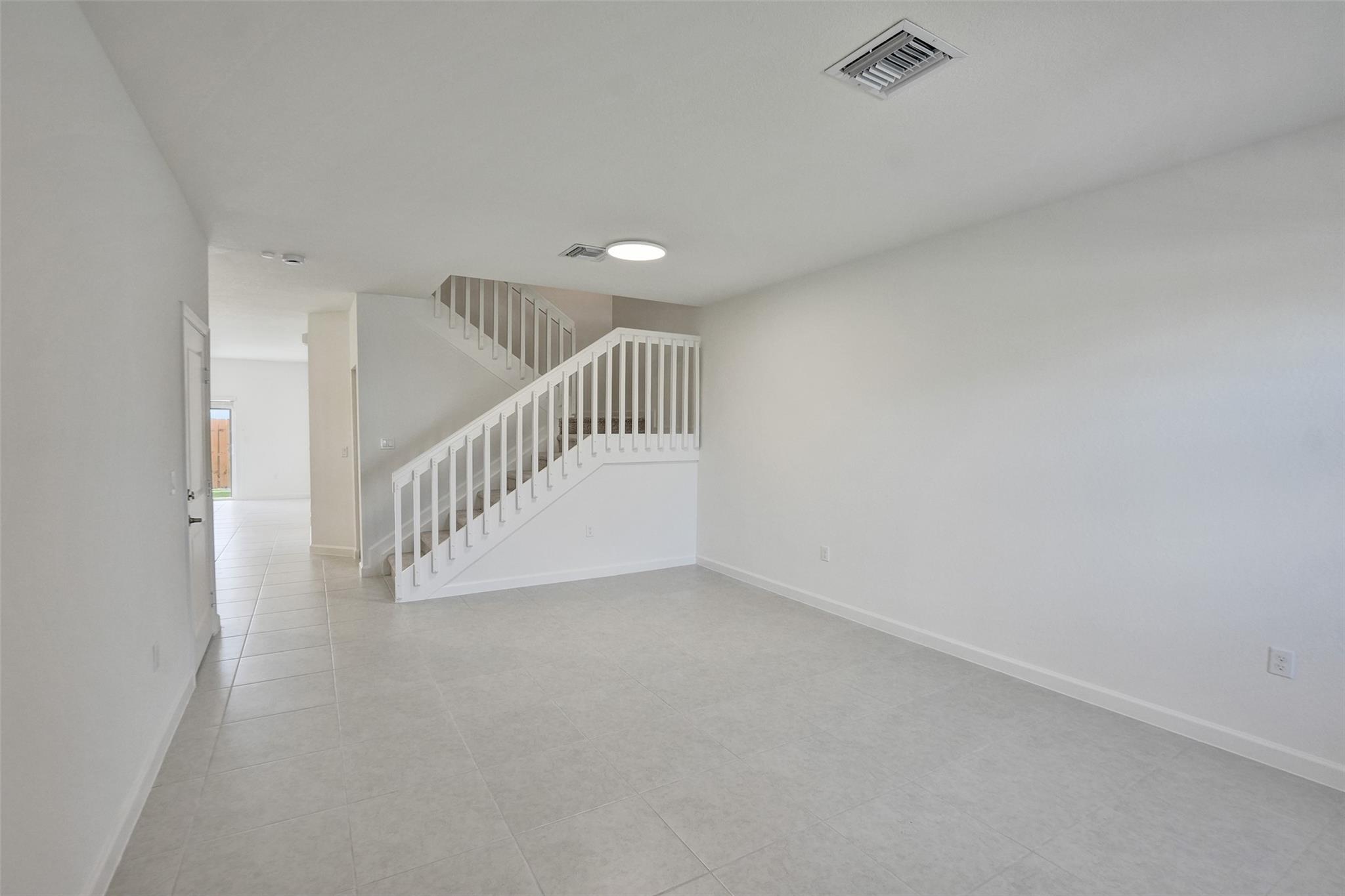 11969 NW 46th St