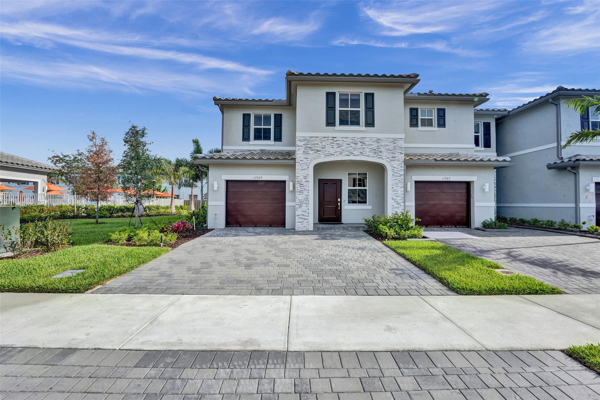 11969 NW 46th St