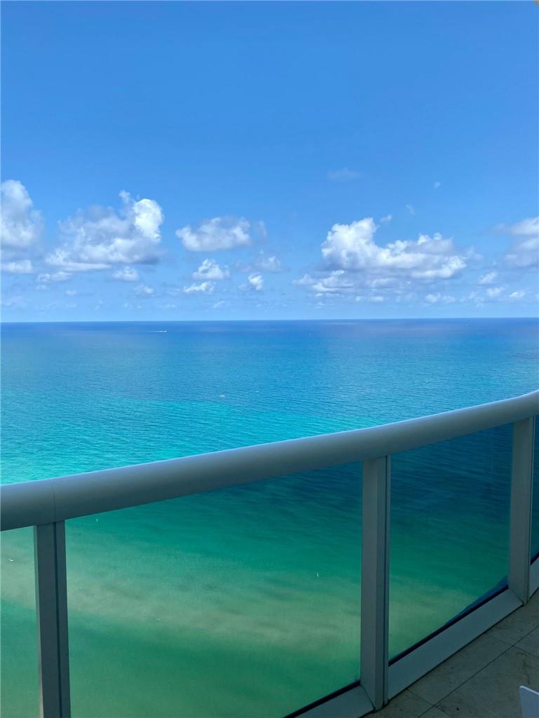 Condo for Rent in Sunny Isles Beach, FL