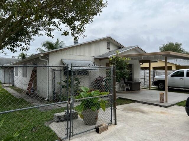 3901 Edwards Avenue, Palm Springs, FL 33461, 5 Bedrooms , 4 Bathrooms ,Single Family Home,Sold,R10784330, Horizon Palm Realty Group