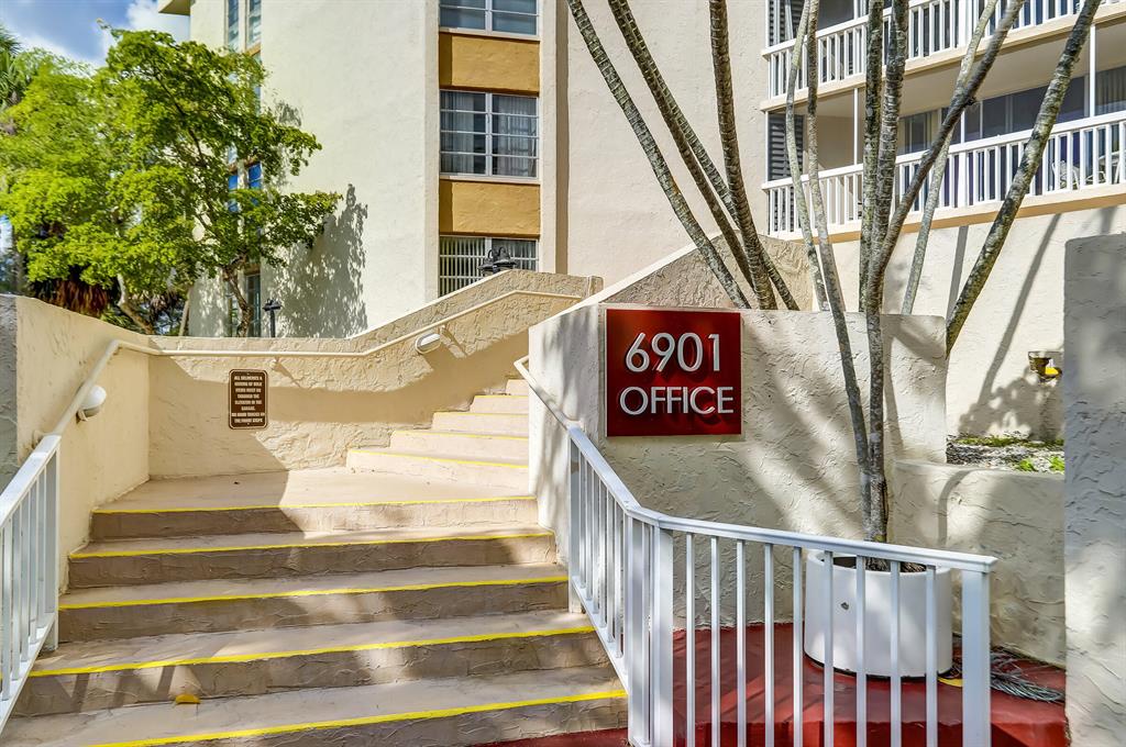 6901 Environ Boulevard Unit# 6b, Lauderhill, FL 33319, 2 Bedrooms , 2 Bathrooms ,Condominium,Sold,R10785416, Horizon Palm Realty Group