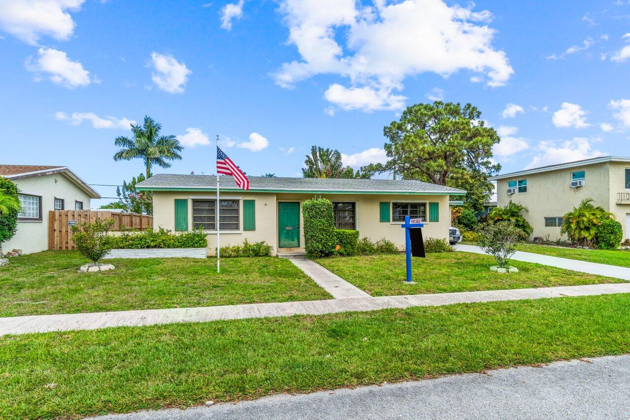 1409 Crest Drive, Lake Worth, FL 33461, 3 Bedrooms , 2 Bathrooms ,Single Family Home,Sold,R10787184, Horizon Palm Realty Group