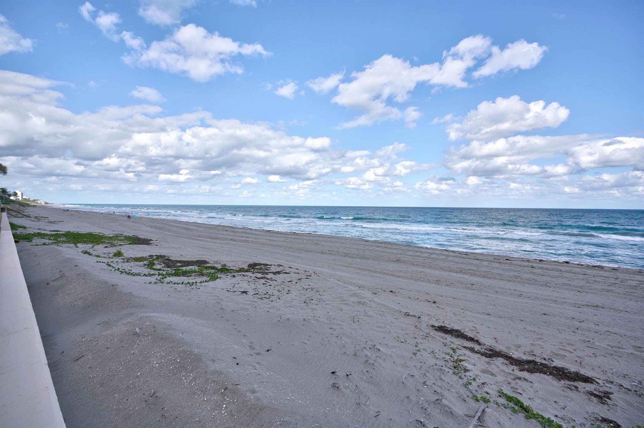 Image to showcase the property located at 200 Beach Road 701