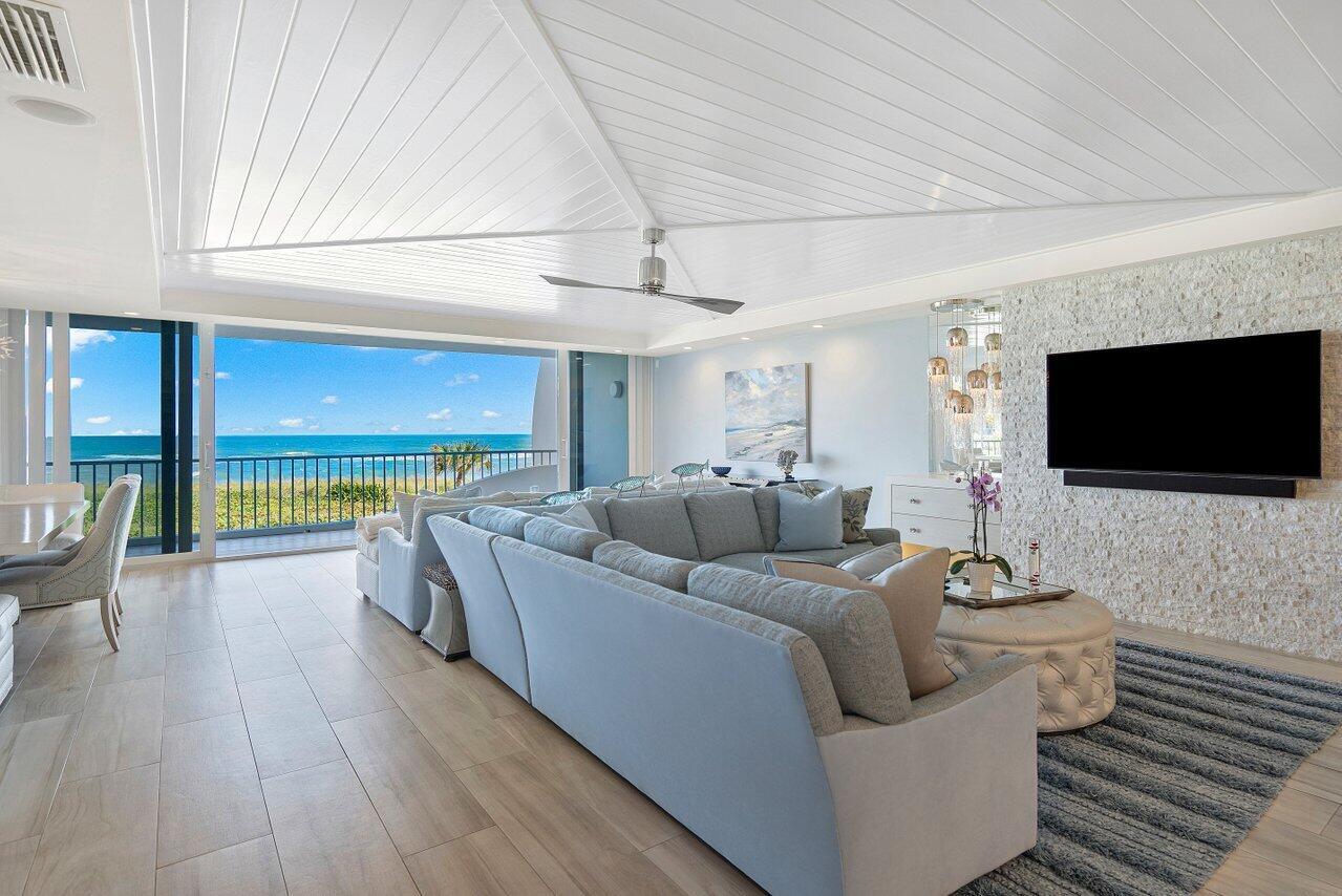 2001 Sailfish Point Boulevard Unit 206, Stuart, Florida 34996