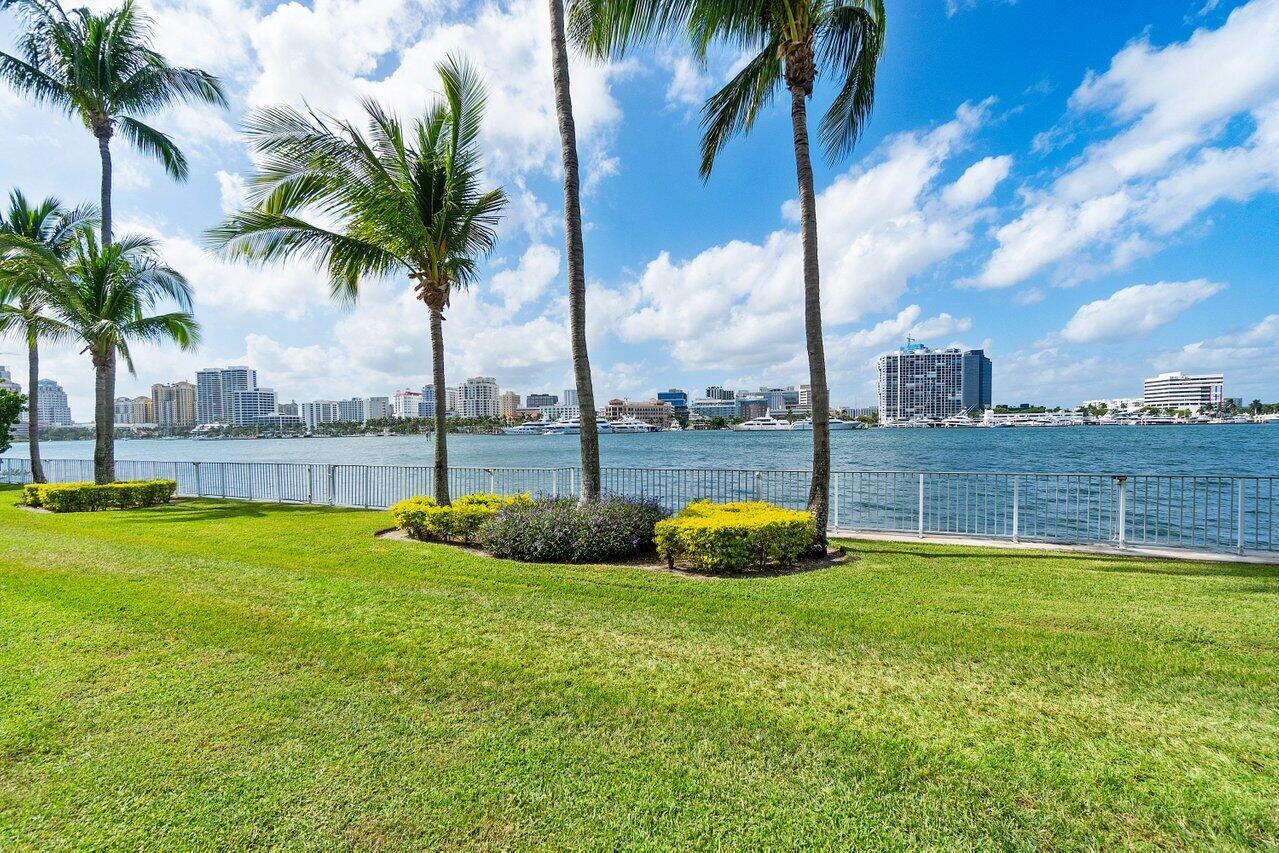 Photo 21 of home located at 44 Cocoanut Row 120b, Palm Beach FL