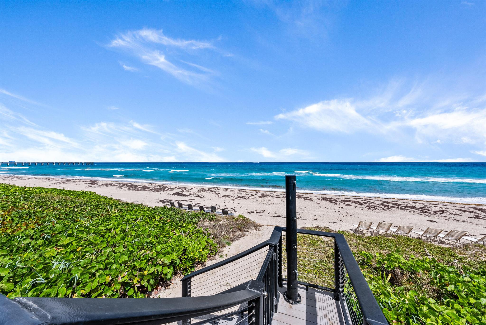 Photo 24 of home located at 3120 S Ocean Boulevard 3402, Palm Beach FL