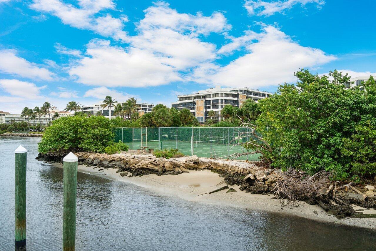 Photo 24 of home located at 3120 S Ocean Boulevard 1102, Palm Beach FL